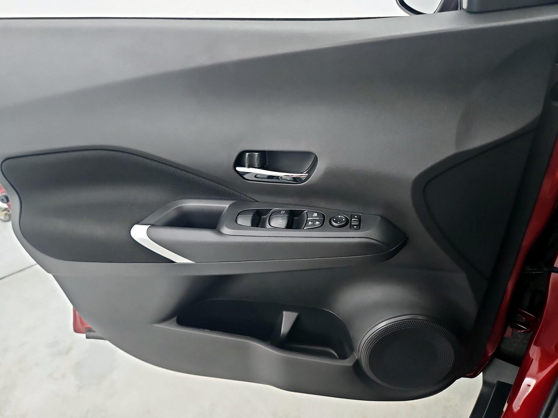 Thumbnail: 2024 Nissan Kicks - 12