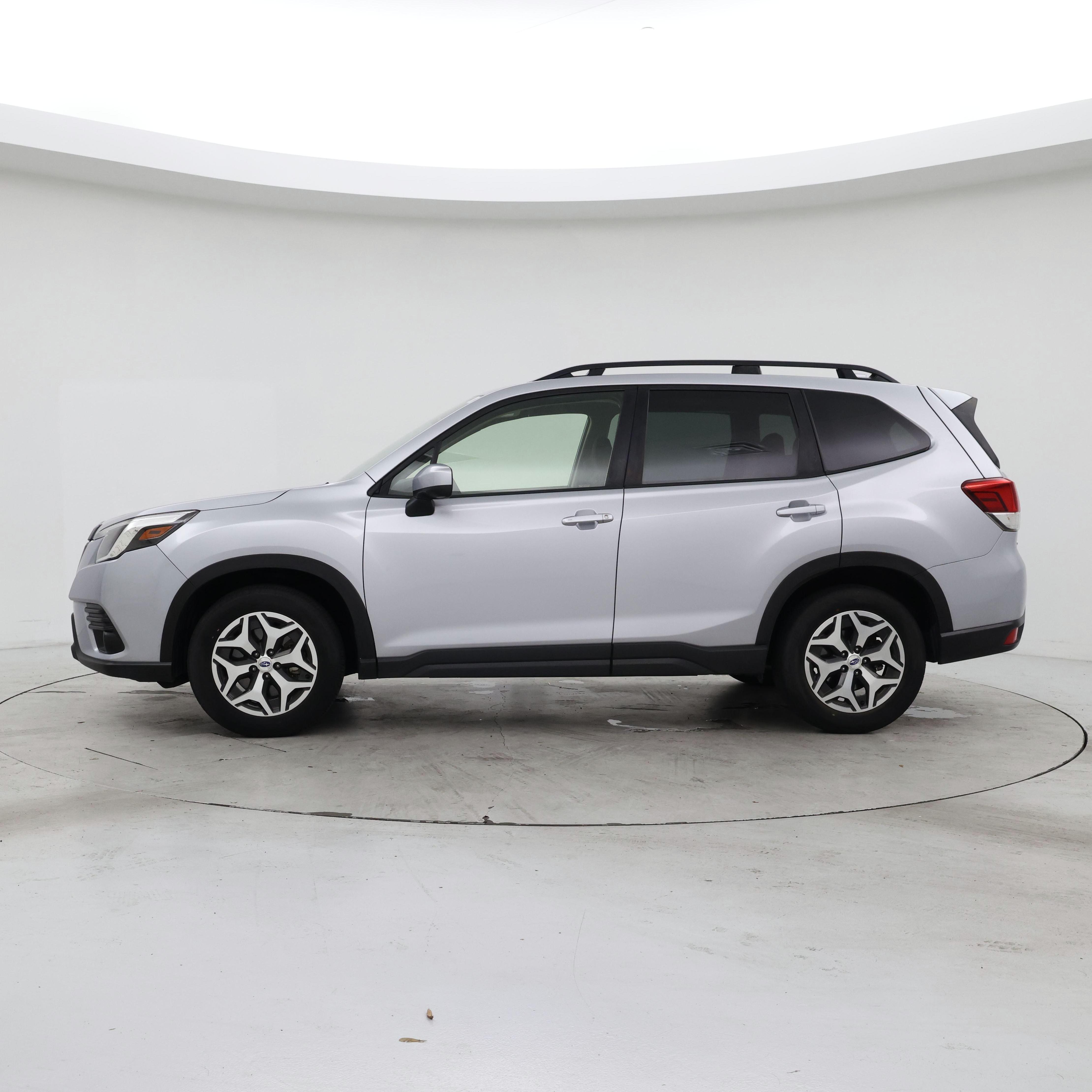 Thumbnail: 2022 Subaru Forester - 3