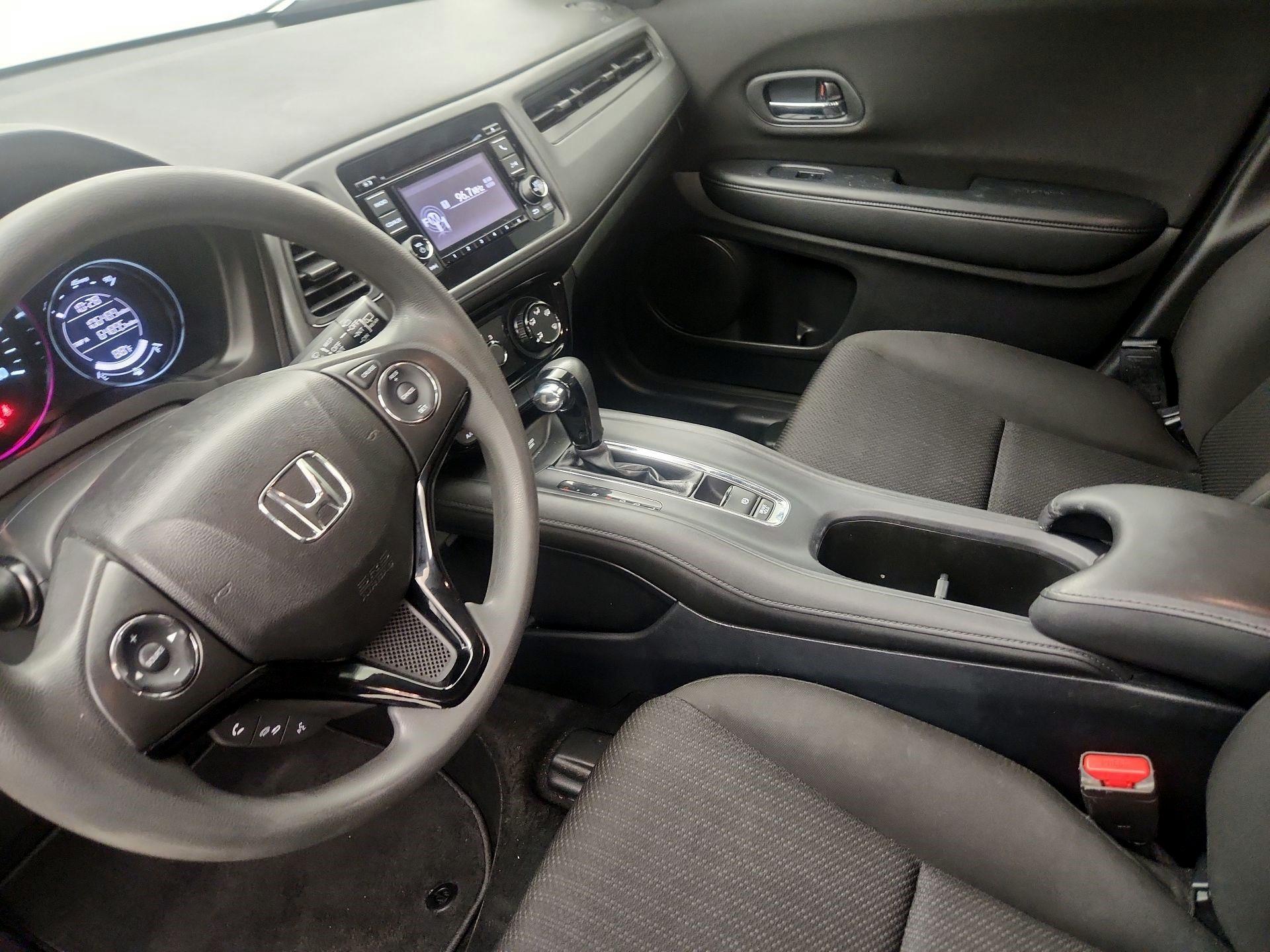 Thumbnail: 2016 Honda HR-V - 11