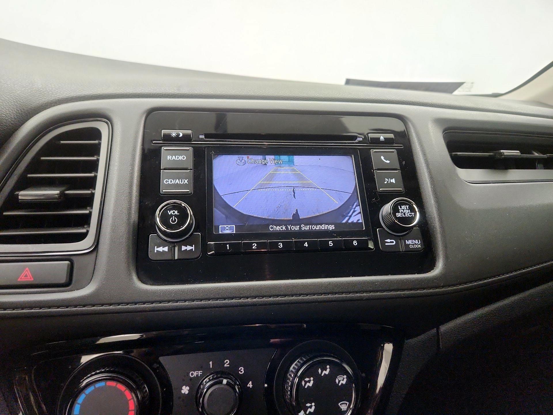 Thumbnail: 2016 Honda HR-V - 14