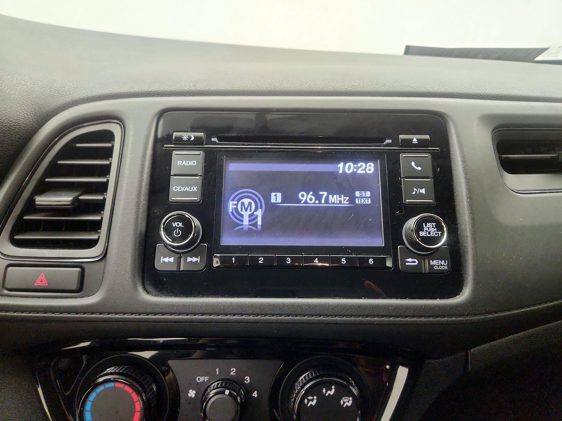 Thumbnail: 2016 Honda HR-V - 15