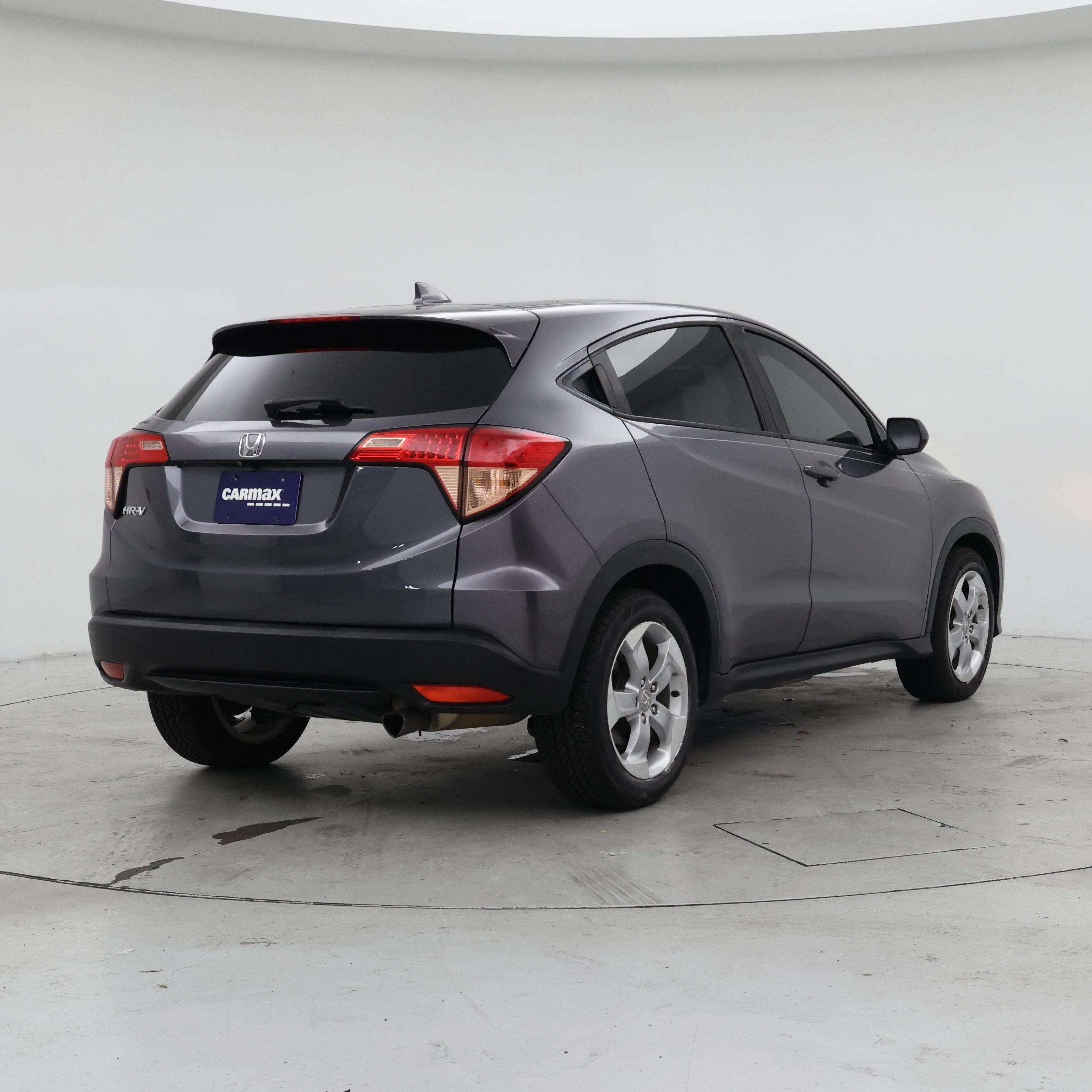 Thumbnail: 2016 Honda HR-V - 8
