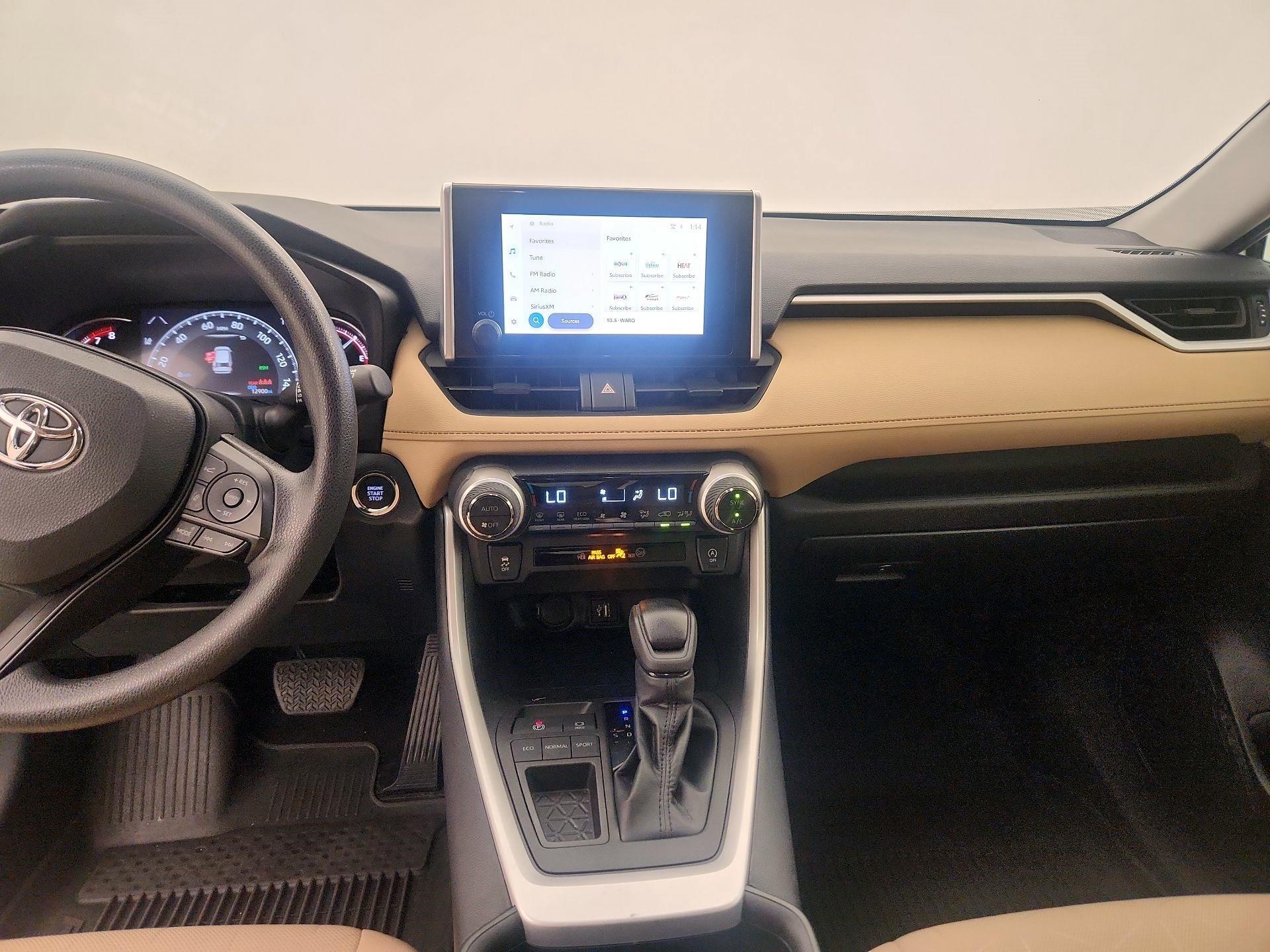 Thumbnail: 2023 Toyota RAV4 - 9
