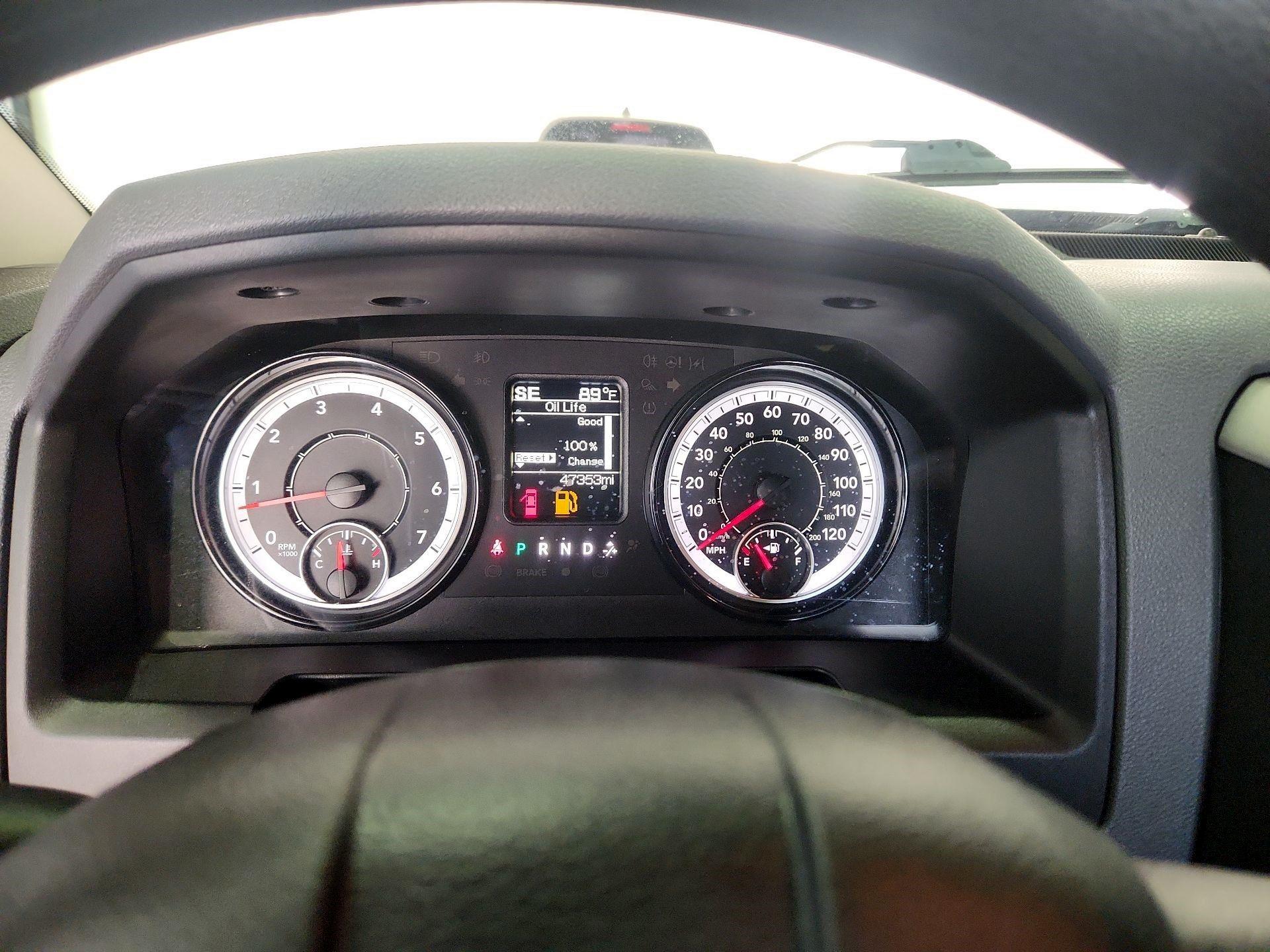 Thumbnail: 2019 RAM 1500 Classic - 10