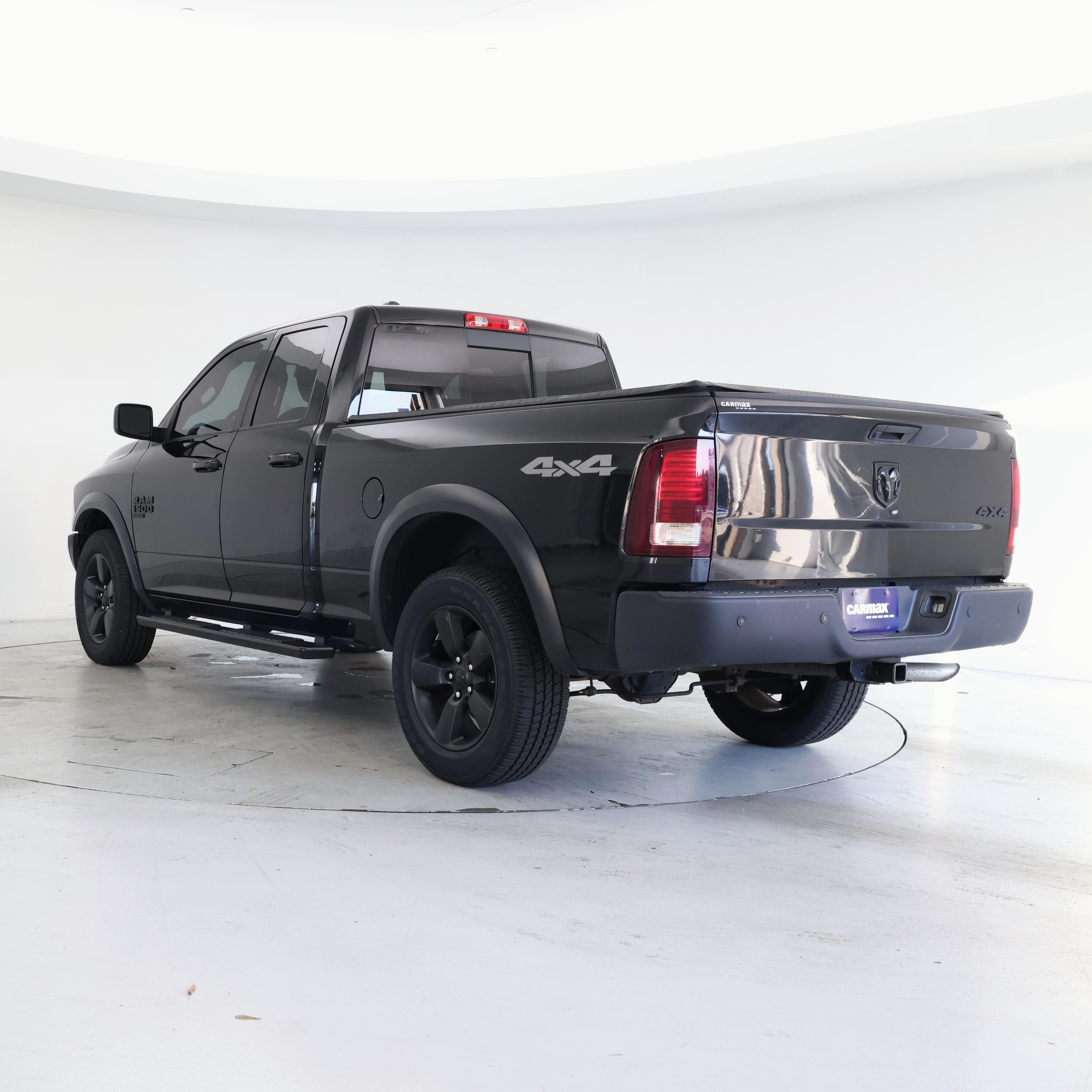 Thumbnail: 2019 RAM 1500 Classic - 2