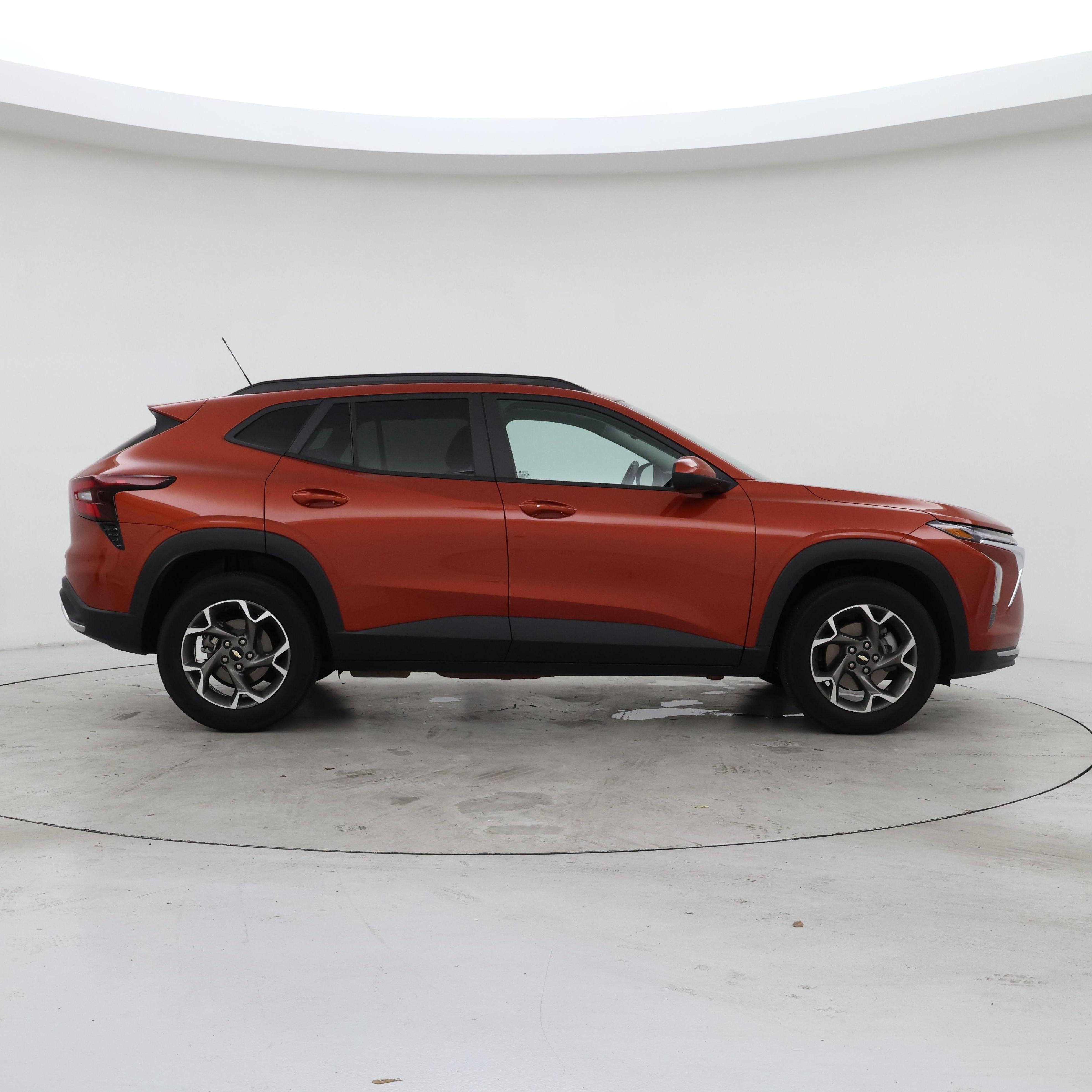 Thumbnail: 2024 Chevrolet Trax - 7