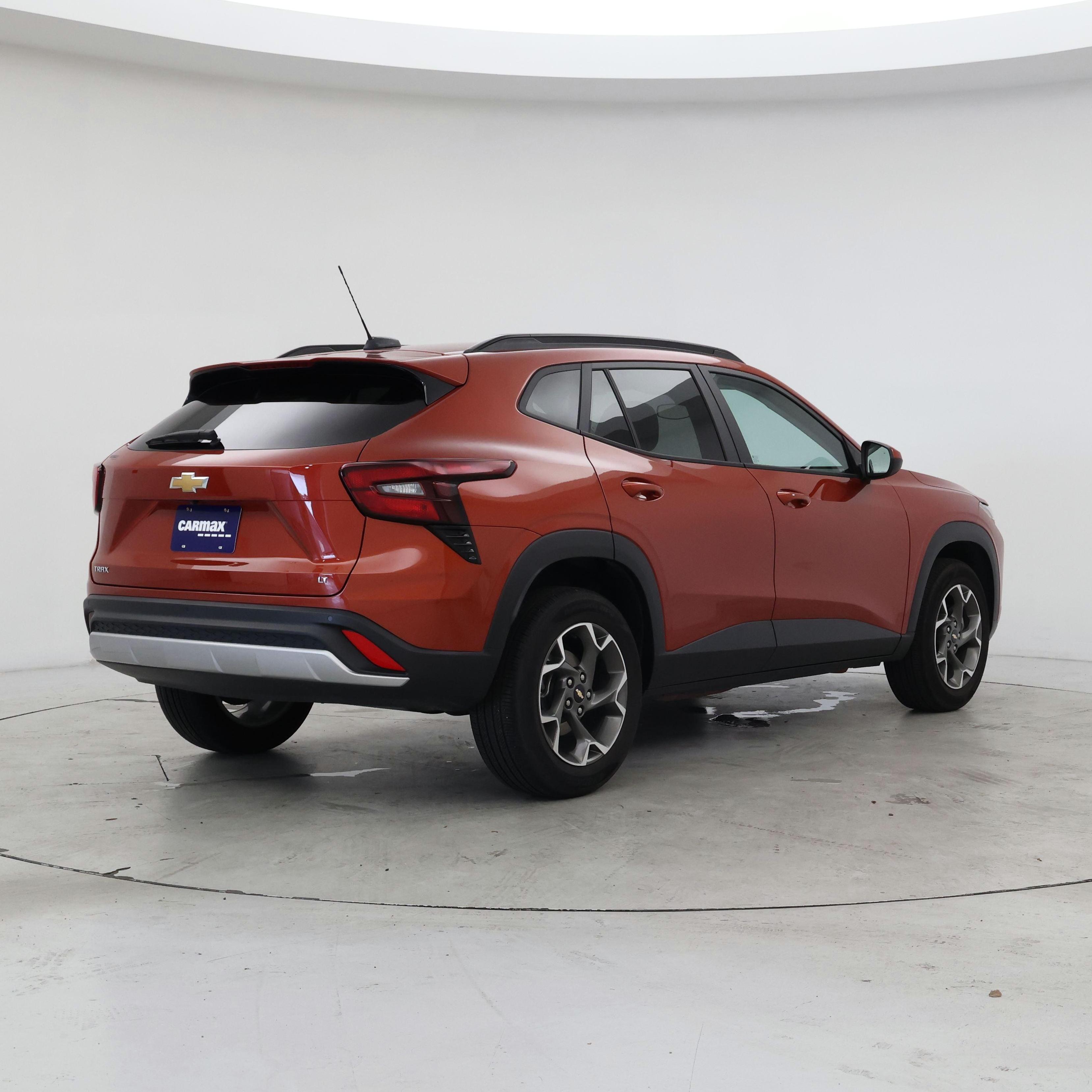 Thumbnail: 2024 Chevrolet Trax - 8