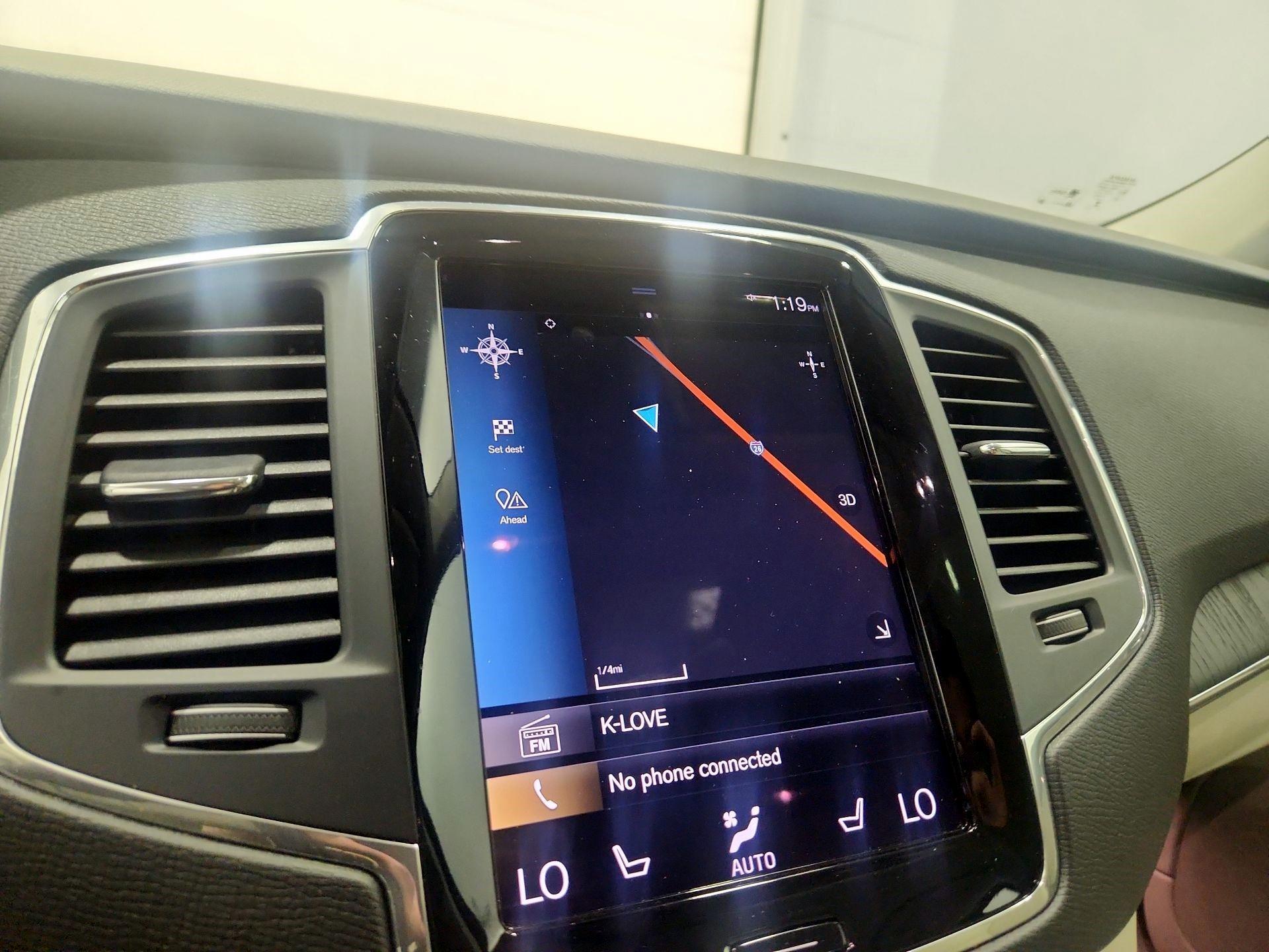 Thumbnail: 2020 Volvo XC90 - 14