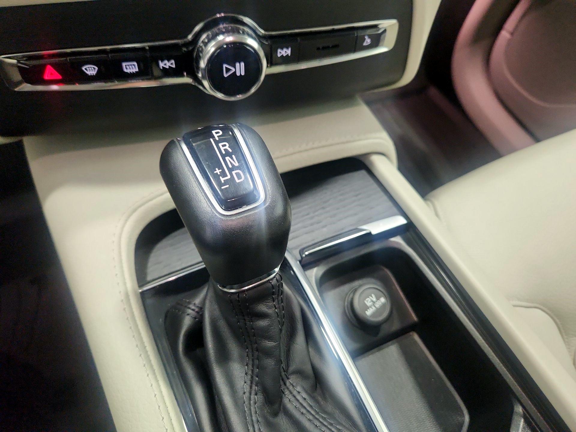 Thumbnail: 2020 Volvo XC90 - 18