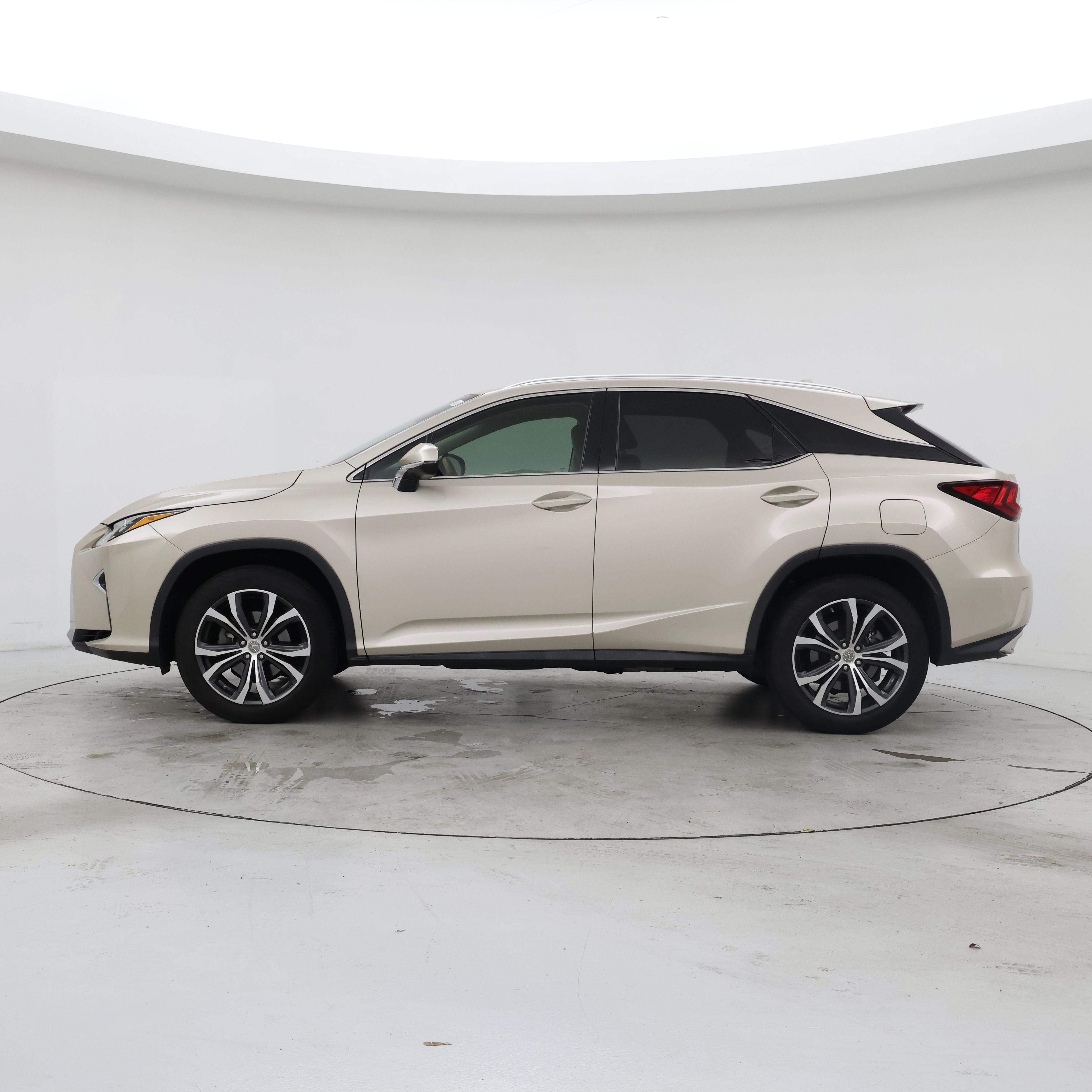 Thumbnail: 2017 Lexus RX - 3