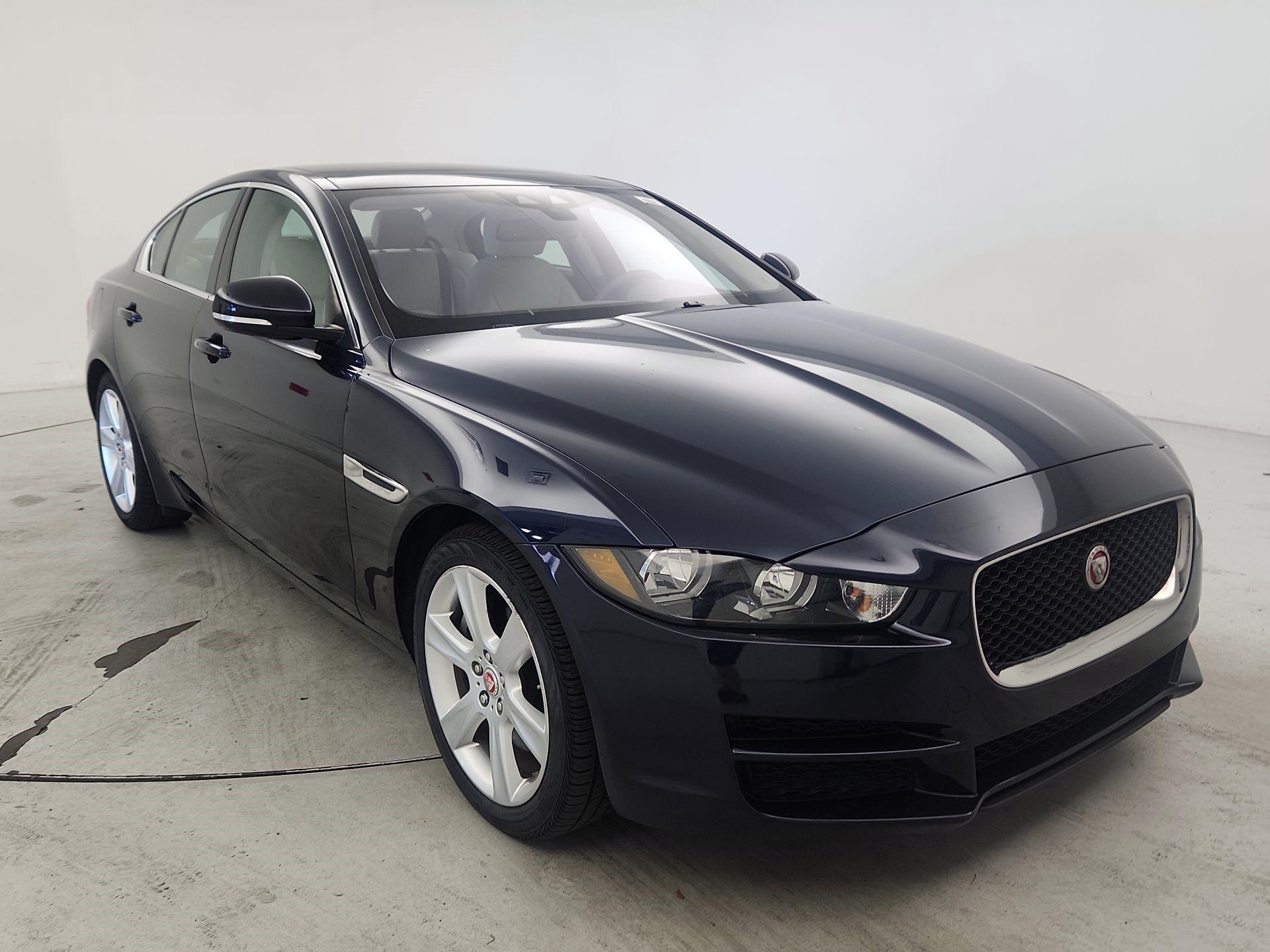 Thumbnail: 2017 Jaguar XE - 1