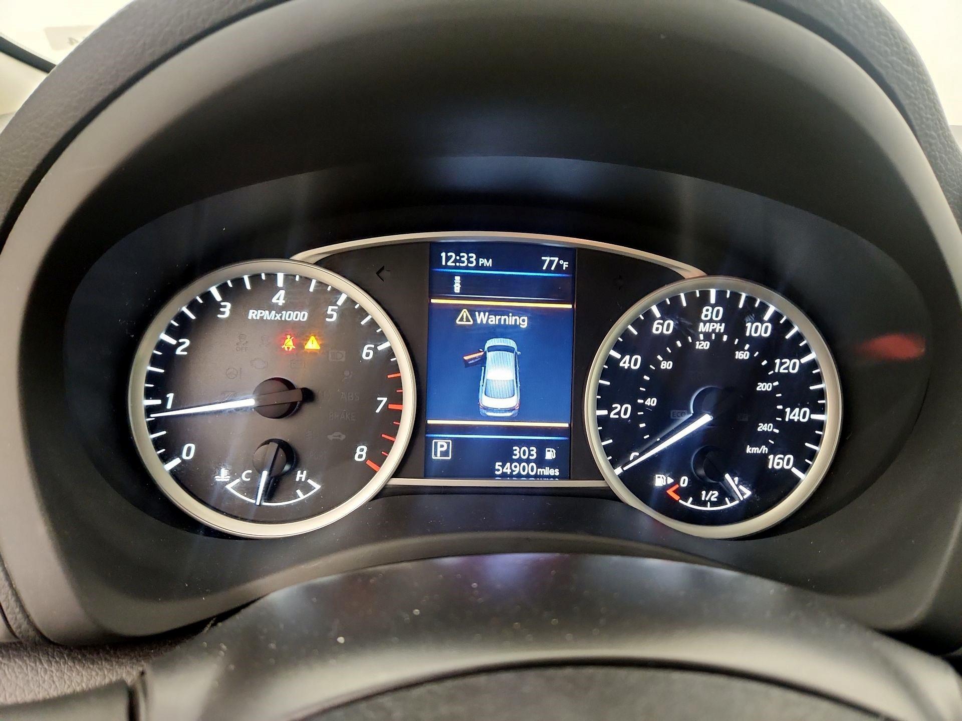Thumbnail: 2019 Nissan Sentra - 10