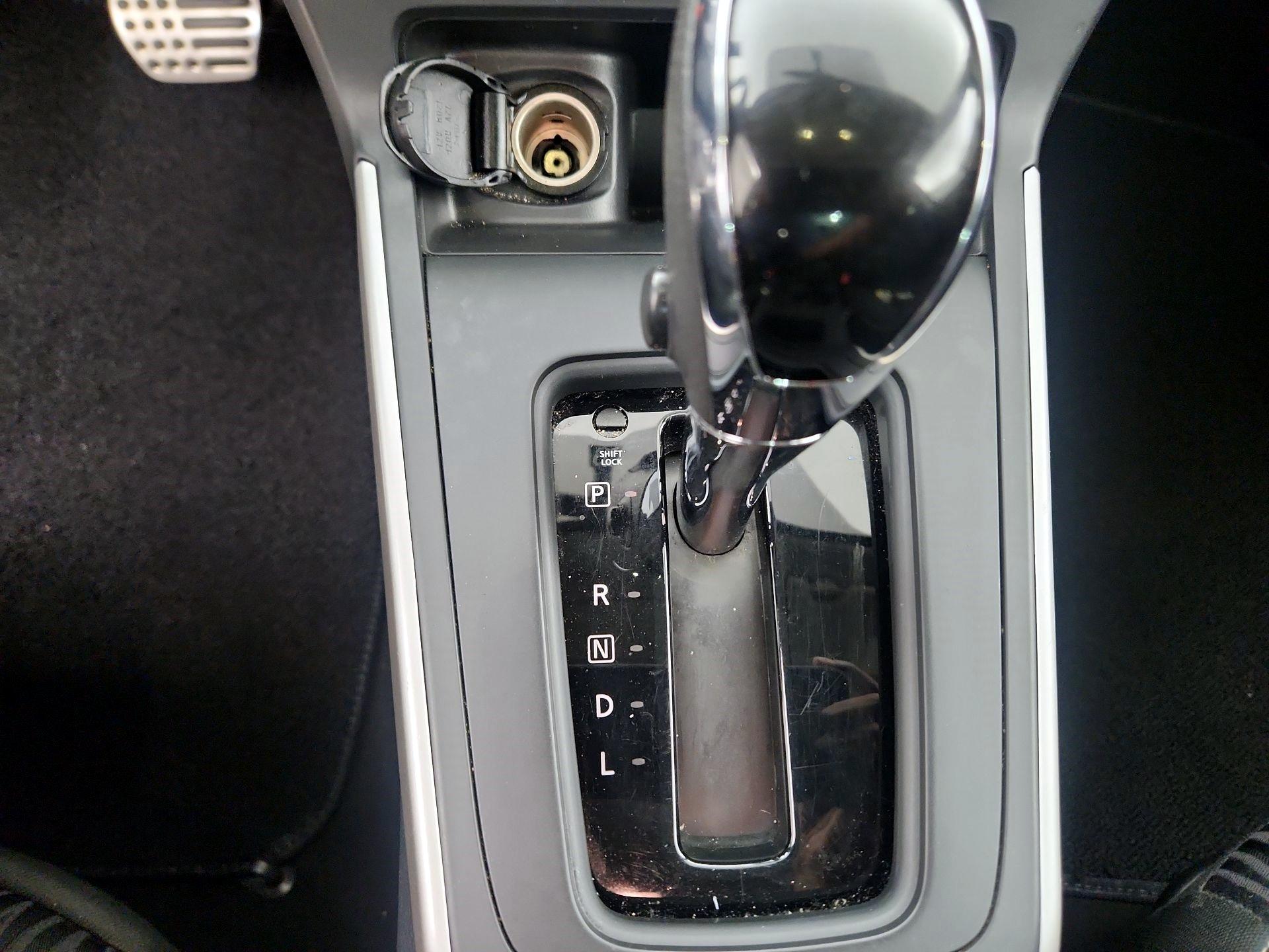 Thumbnail: 2019 Nissan Sentra - 17