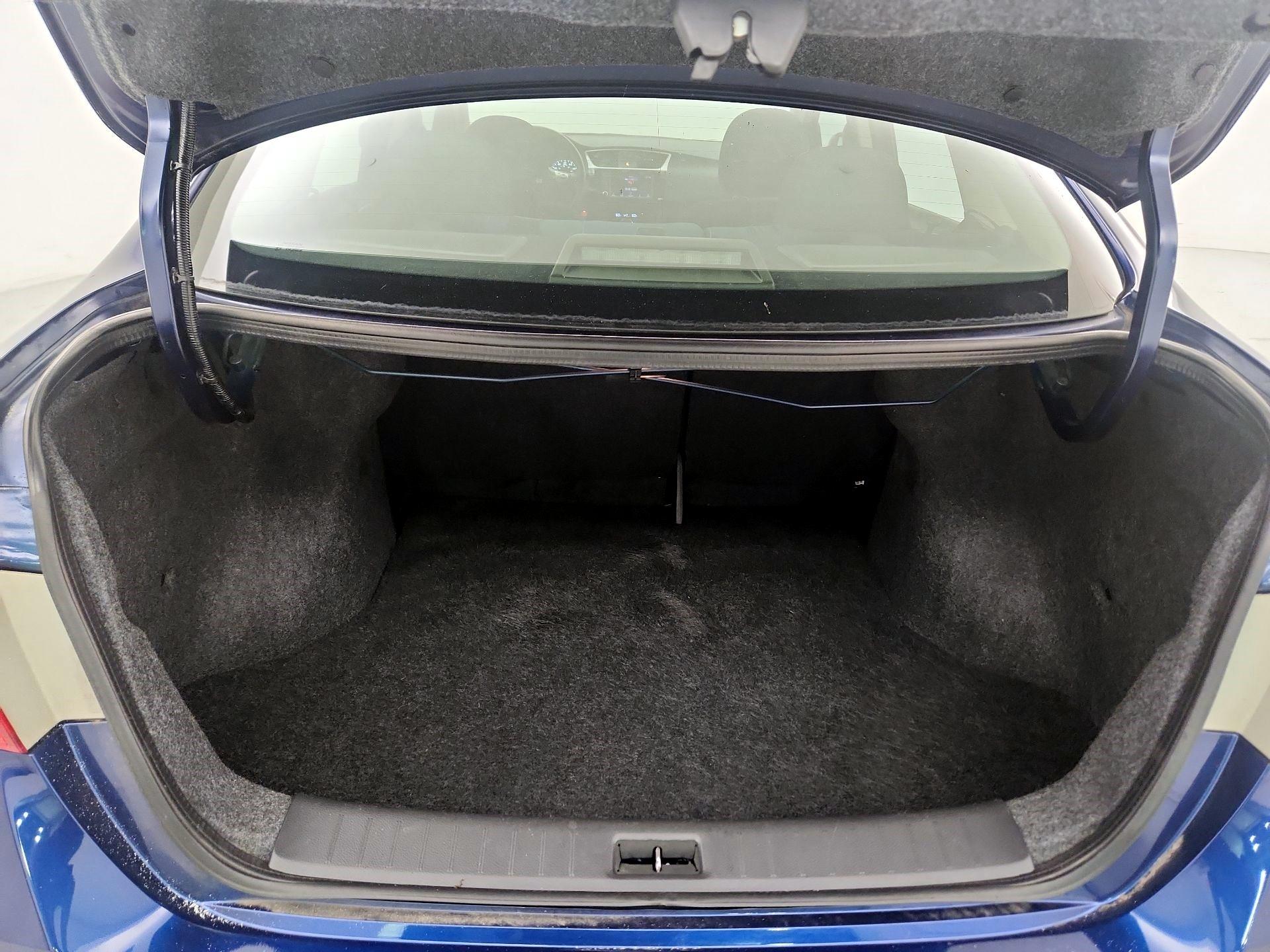 Thumbnail: 2019 Nissan Sentra - 20