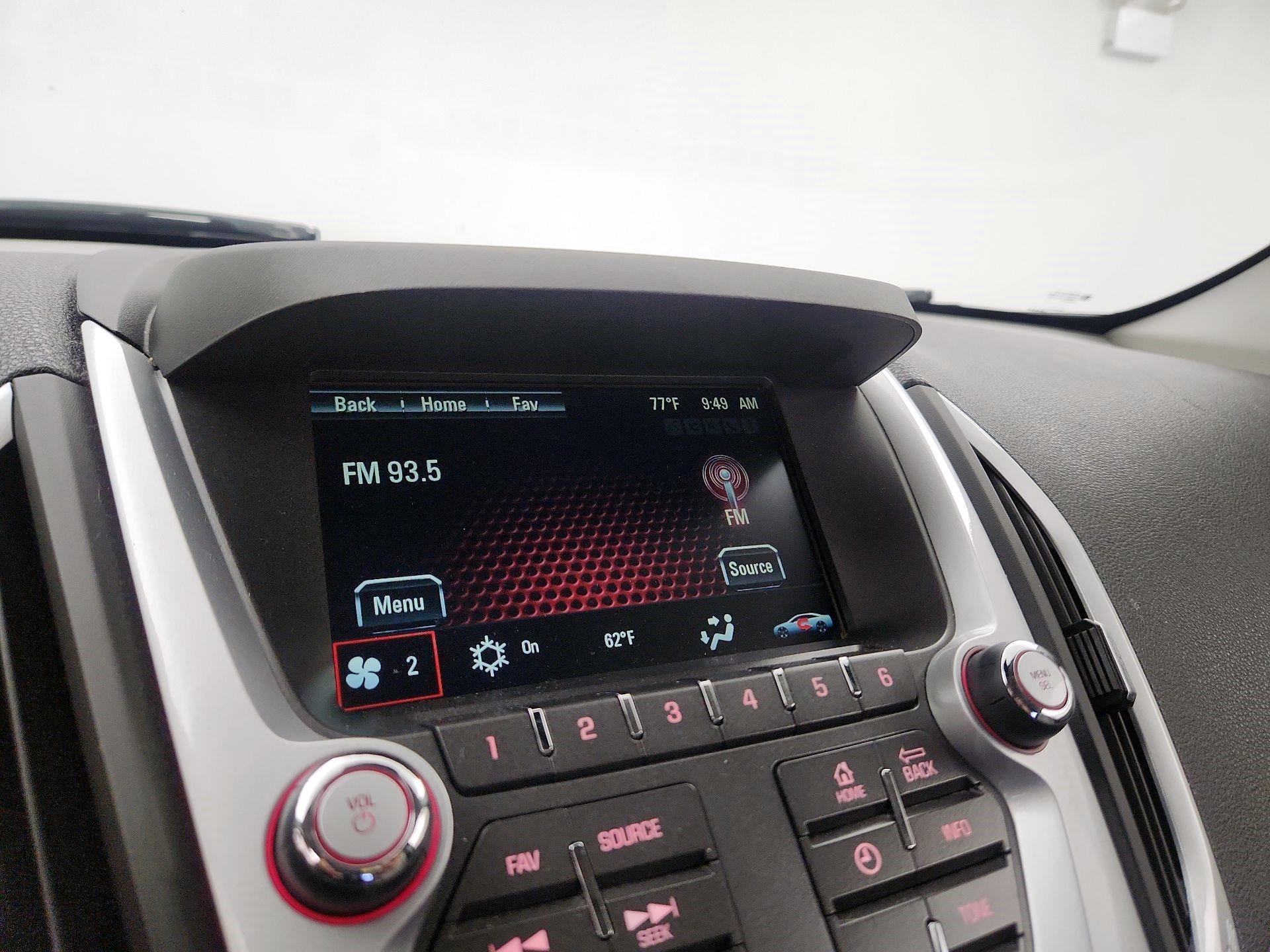Thumbnail: 2015 GMC Terrain - 15