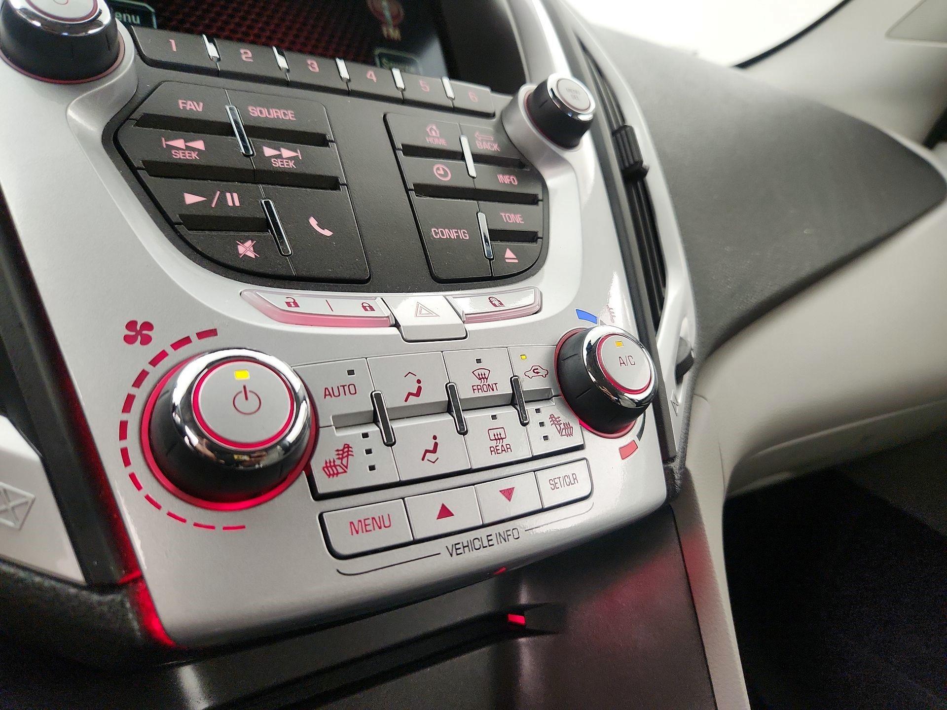 Thumbnail: 2015 GMC Terrain - 16