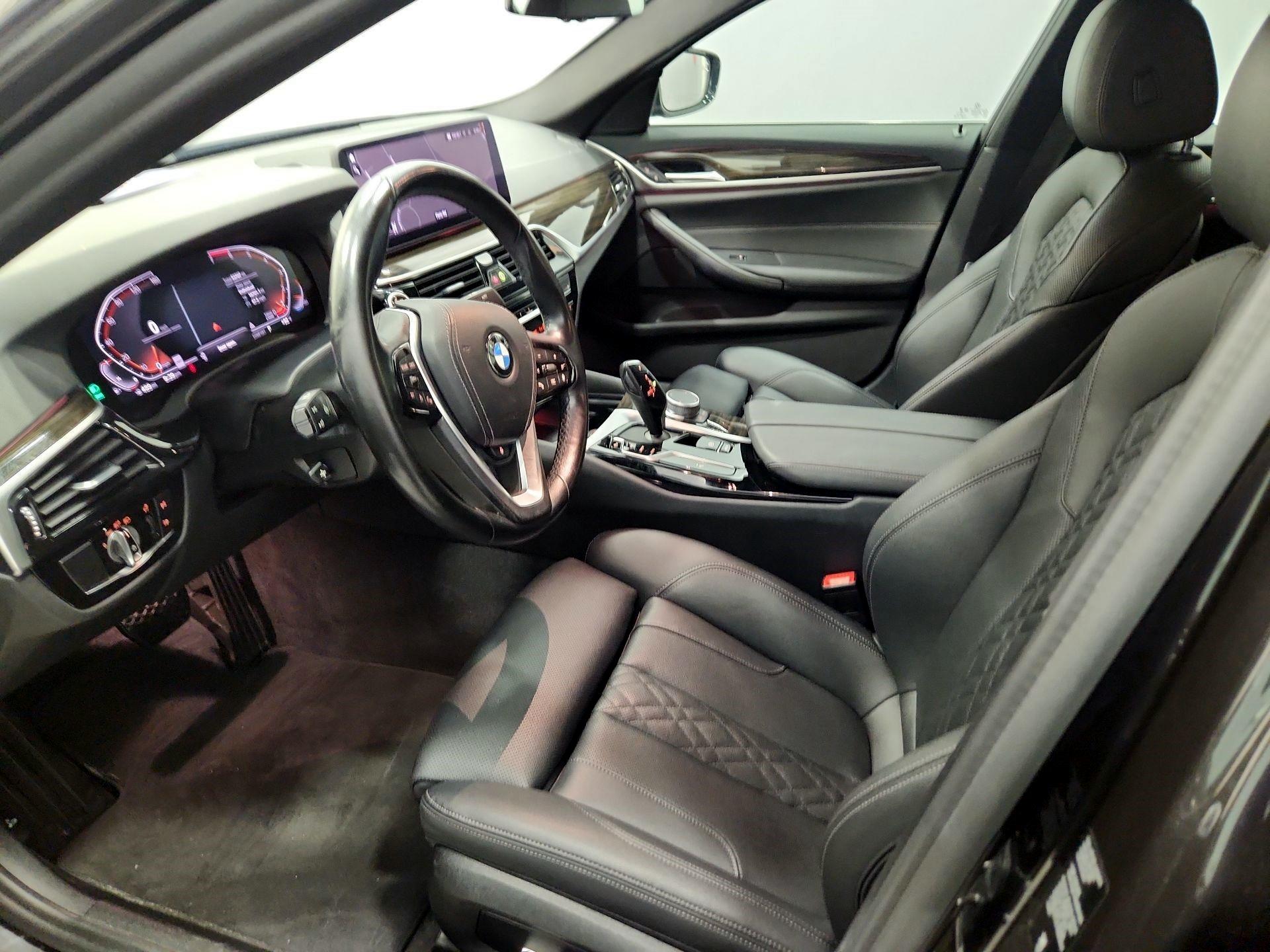Thumbnail: 2021 BMW 5 Series - 11