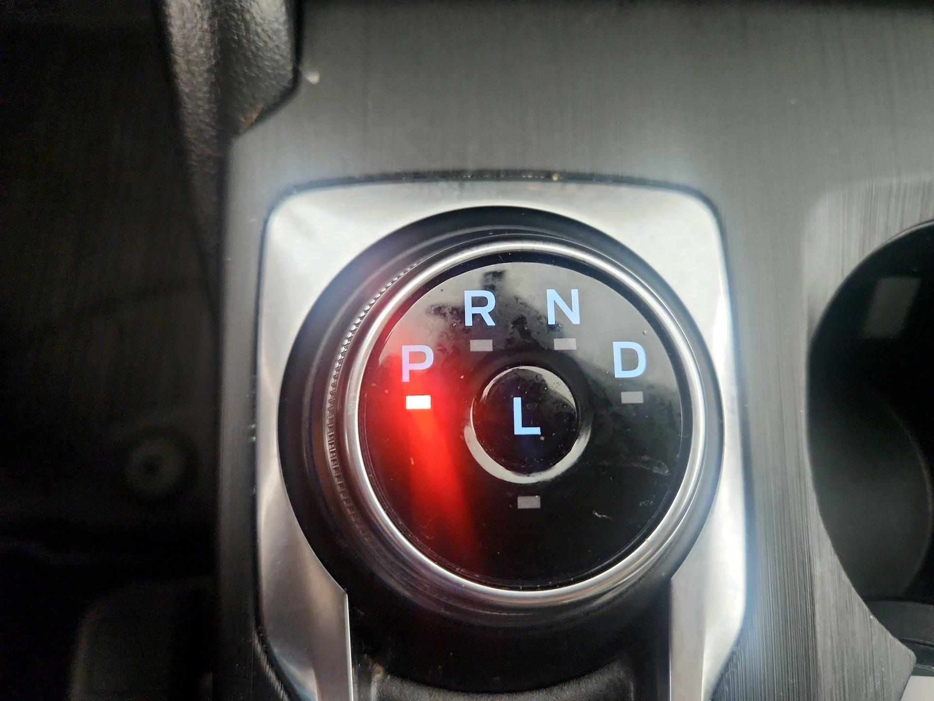 Thumbnail: 2022 Ford Escape - 17