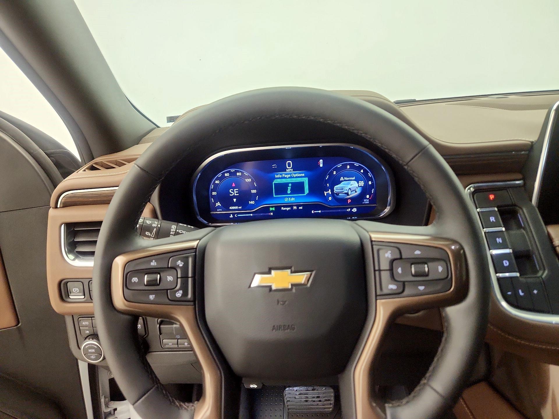 Thumbnail: 2023 Chevrolet Tahoe - 10