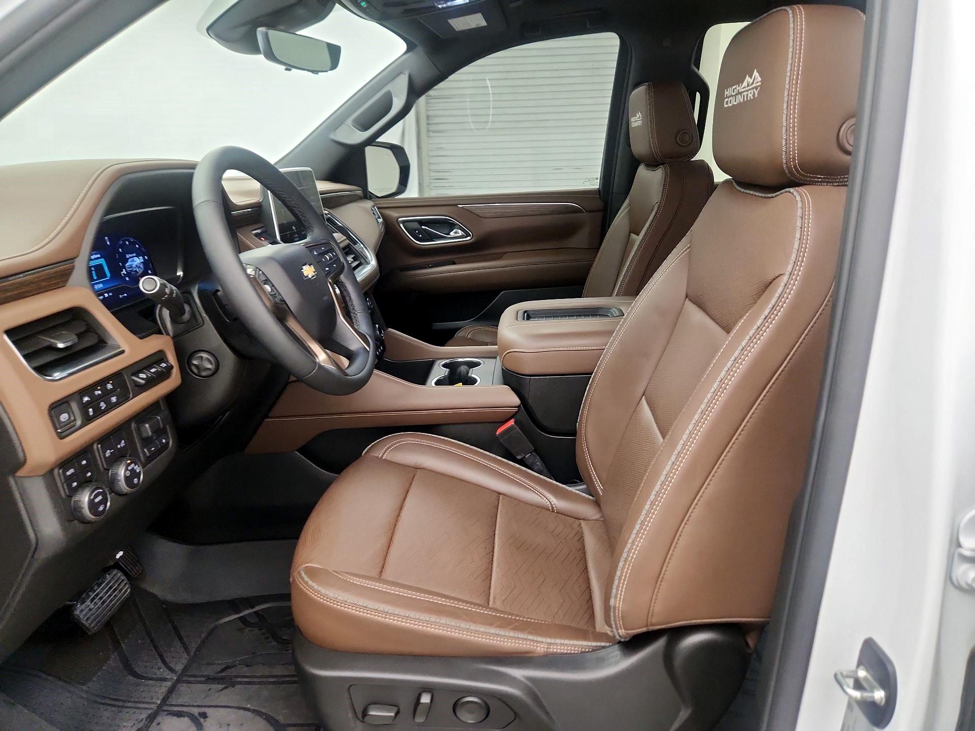 Thumbnail: 2023 Chevrolet Tahoe - 11