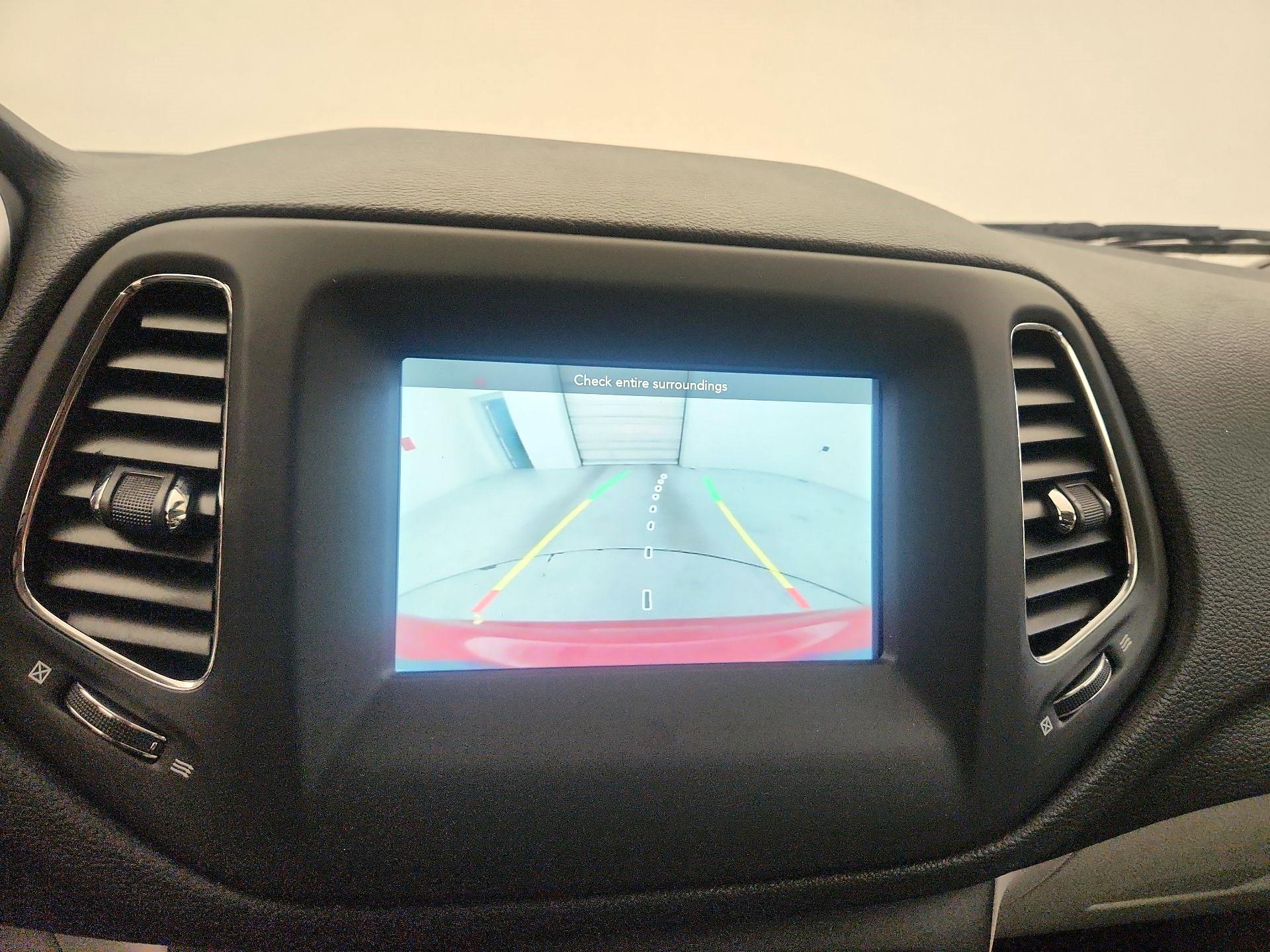 Thumbnail: 2019 Jeep Compass - 14