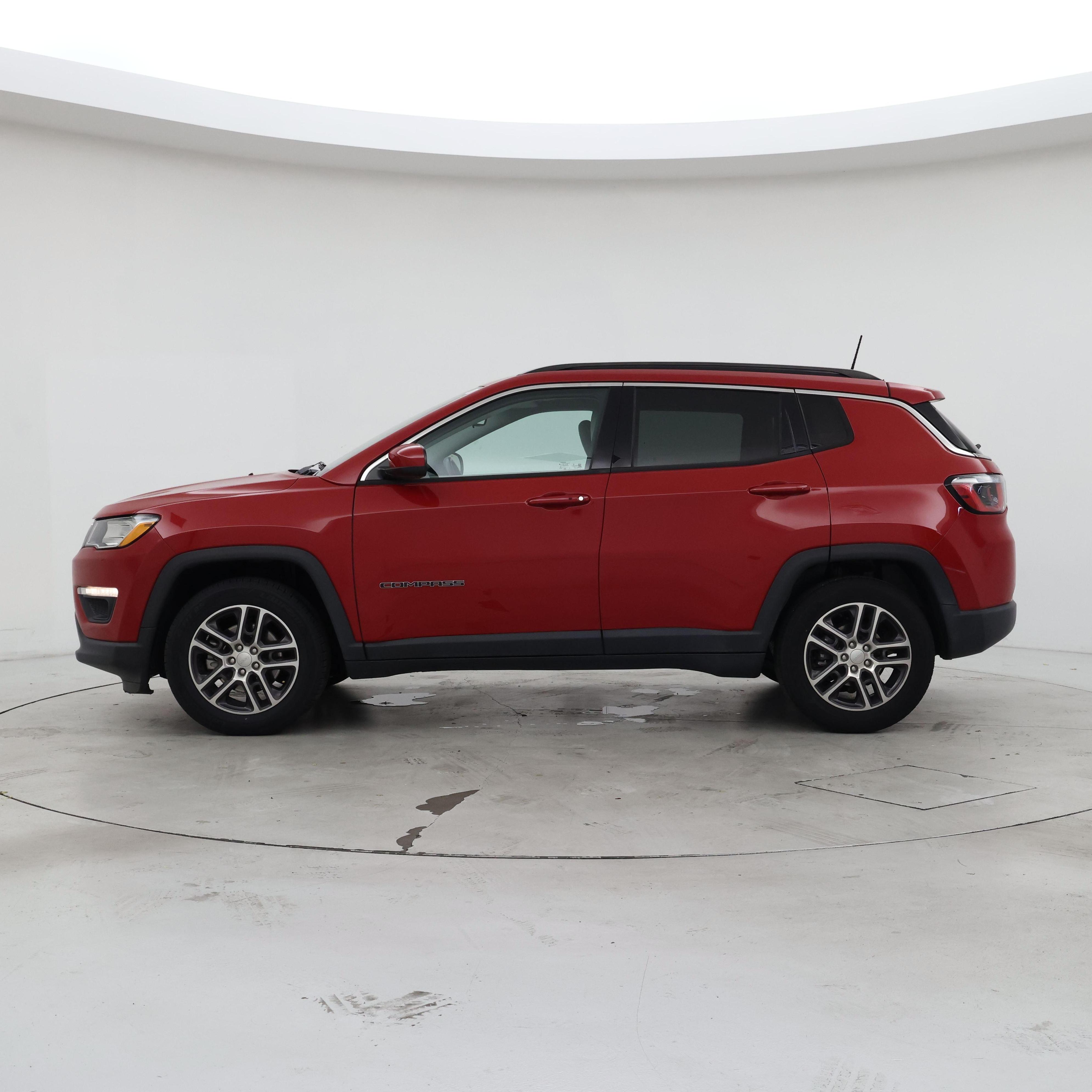 Thumbnail: 2019 Jeep Compass - 3