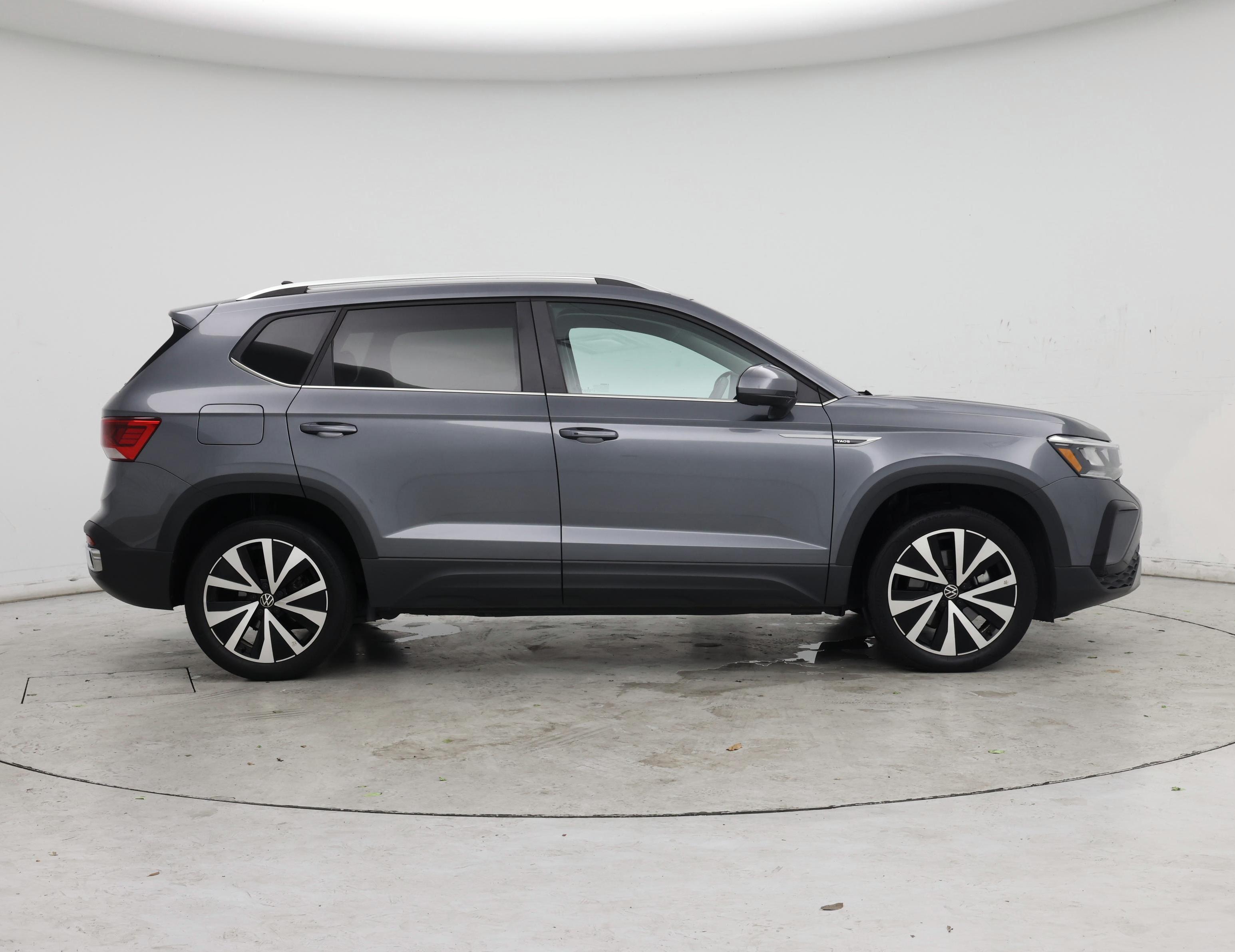 Thumbnail: 2022 Volkswagen Taos - 7