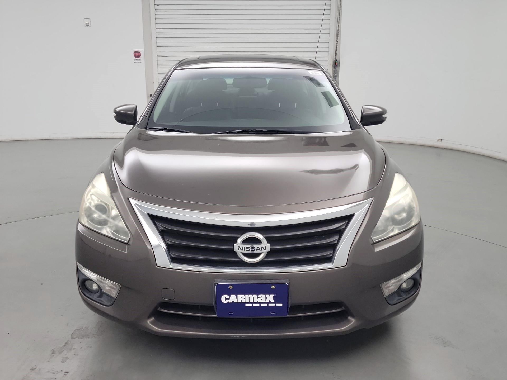 Thumbnail: 2015 Nissan Altima - 2