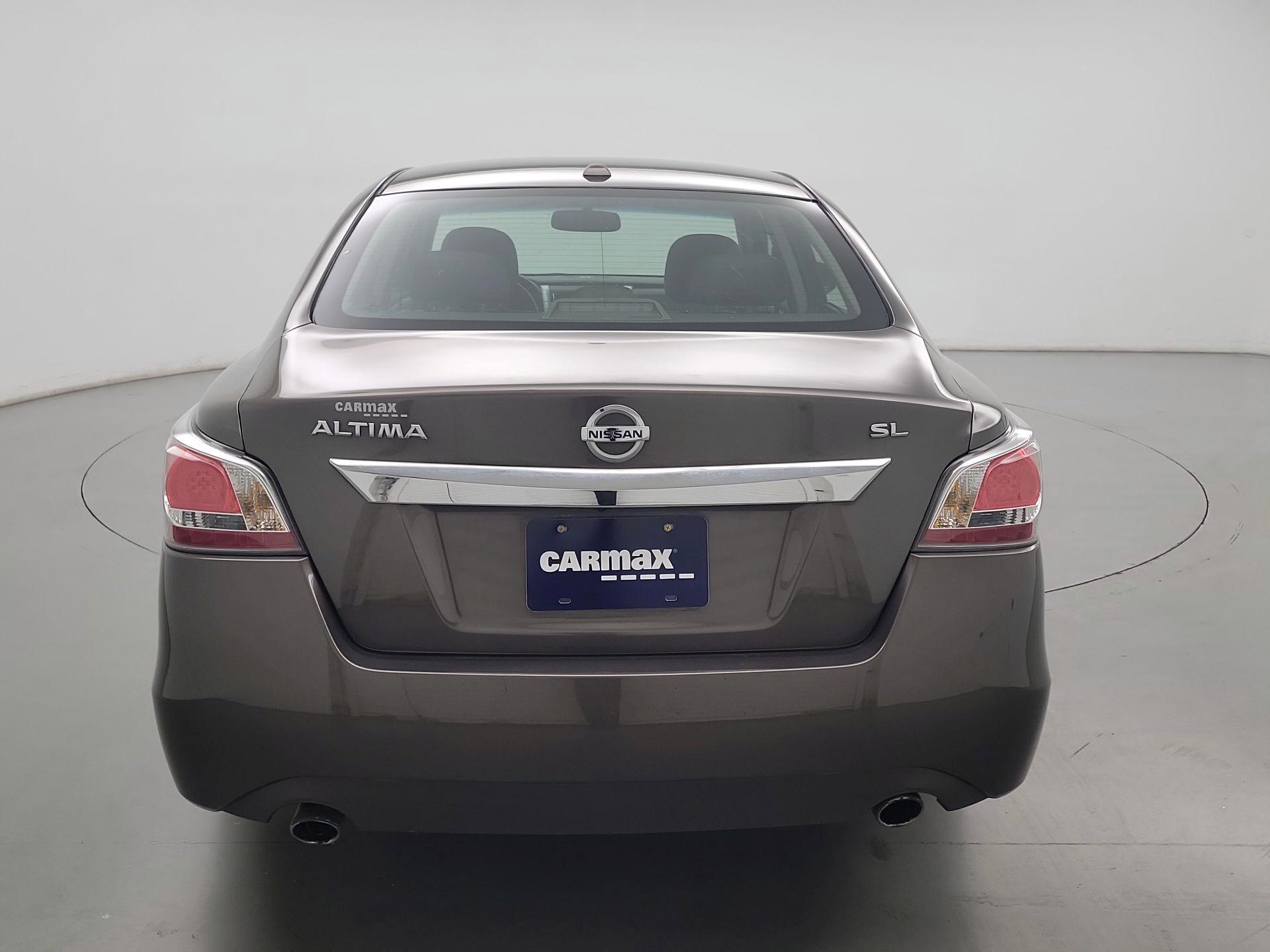 Thumbnail: 2015 Nissan Altima - 6