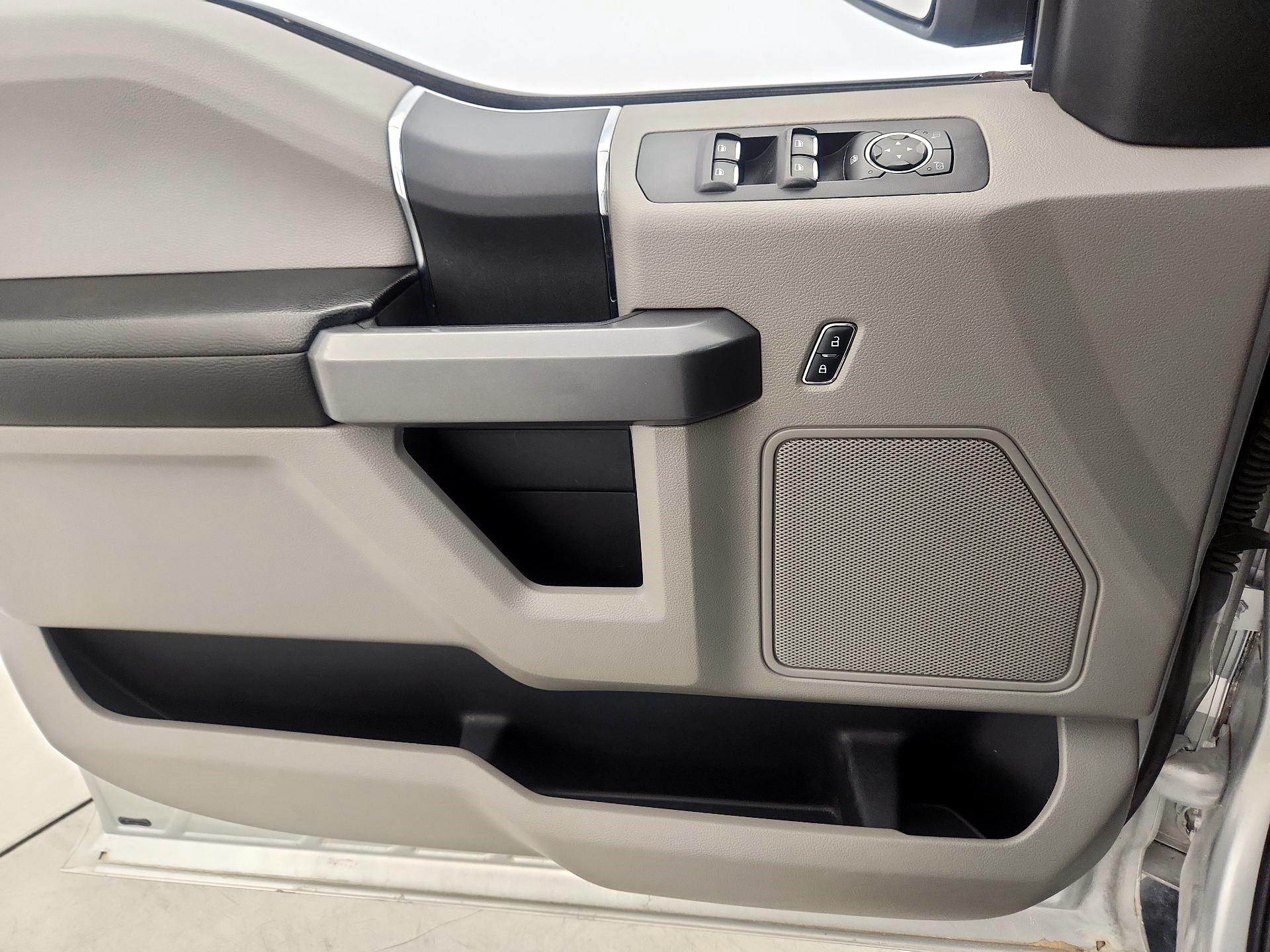 Thumbnail: 2015 Ford F-150 - 12