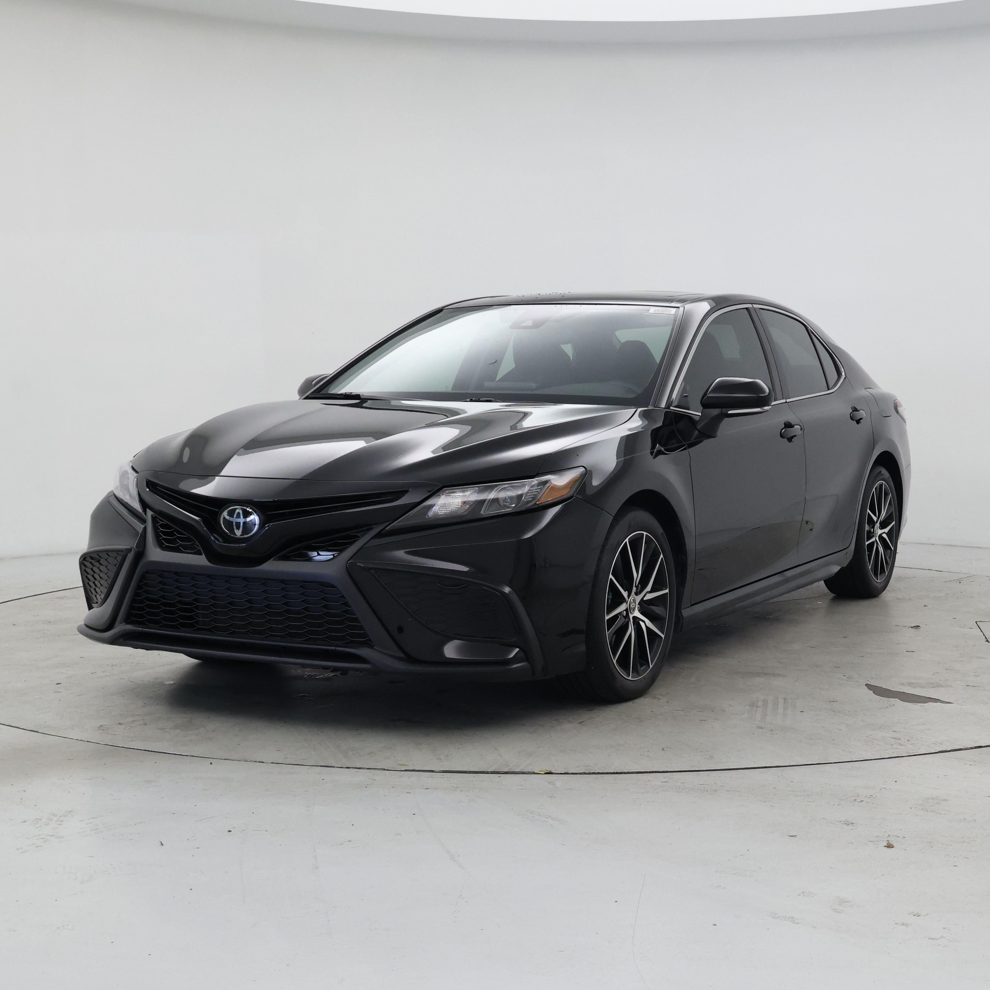Thumbnail: 2022 Toyota Camry - 4