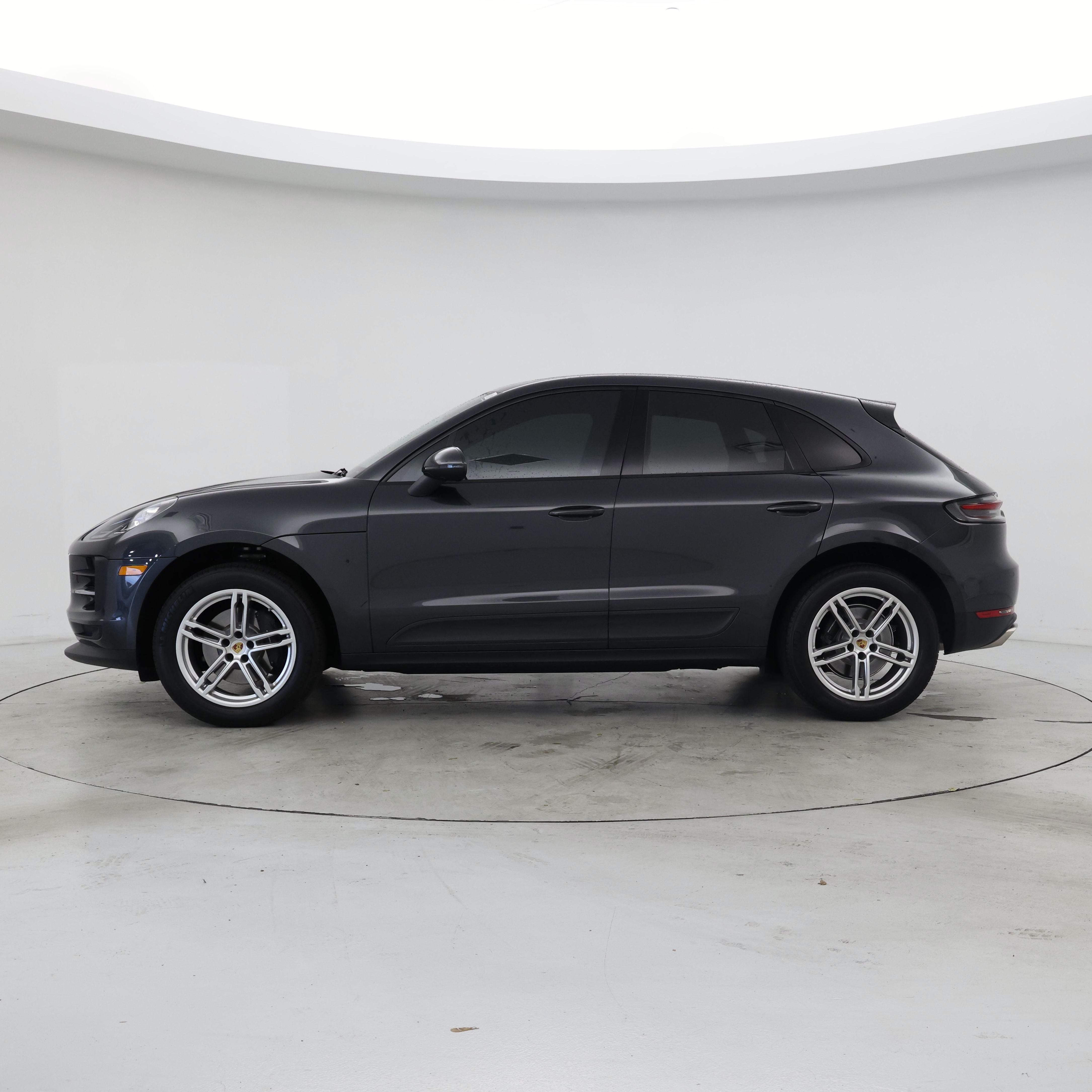 Thumbnail: 2019 Porsche Macan - 3