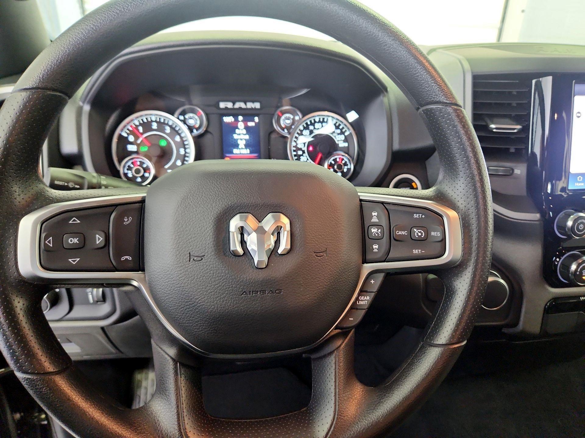 Thumbnail: 2025 RAM 1500 - 10