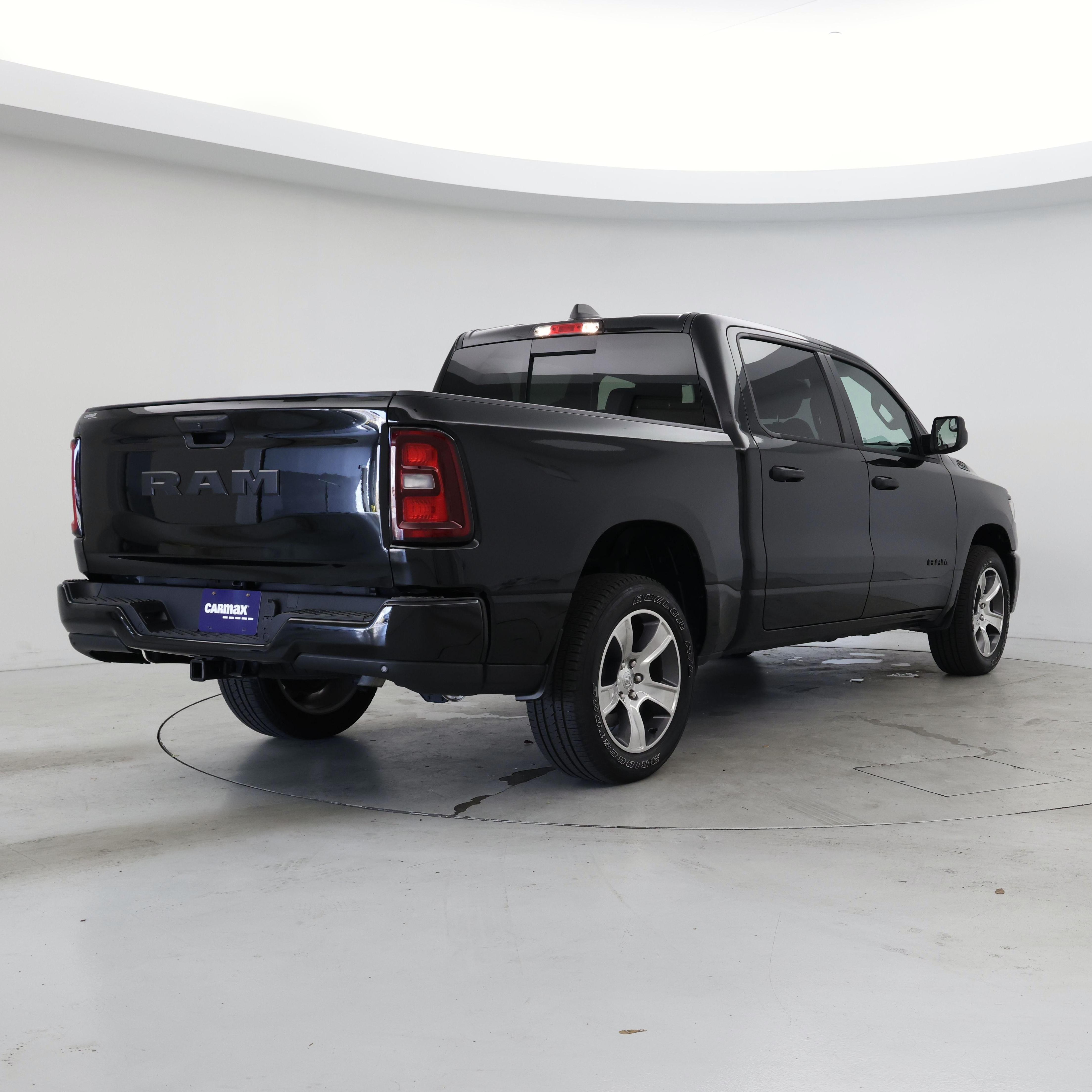 Thumbnail: 2025 RAM 1500 - 8