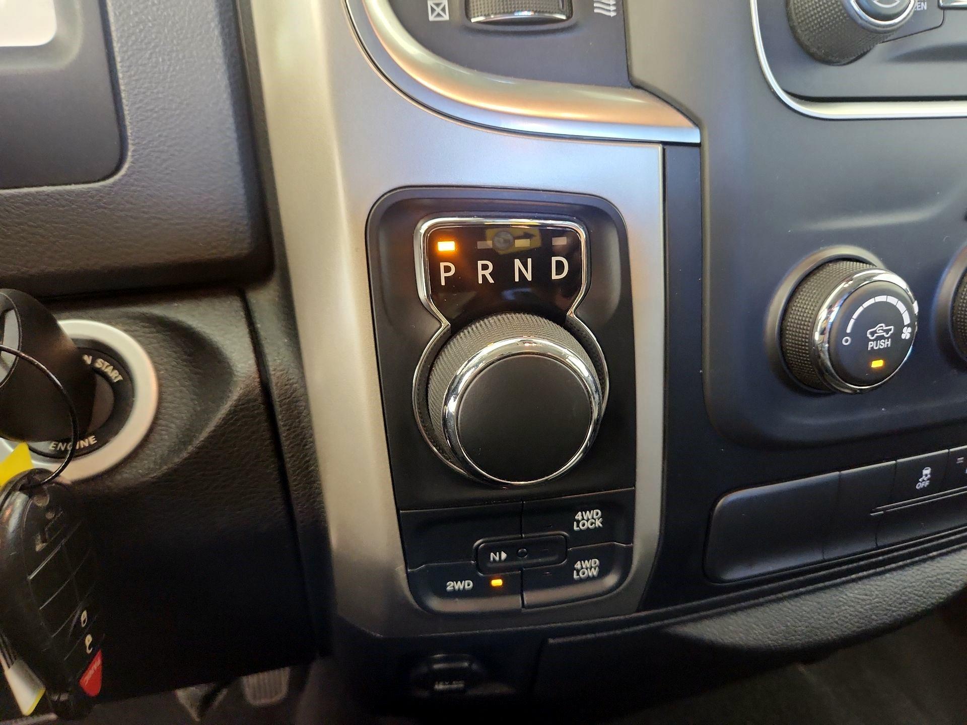 Thumbnail: 2019 RAM 1500 Classic - 15