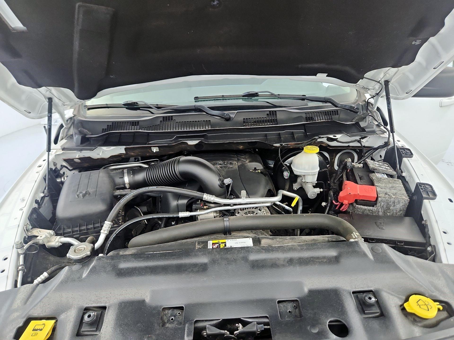 Thumbnail: 2019 RAM 1500 Classic - 19