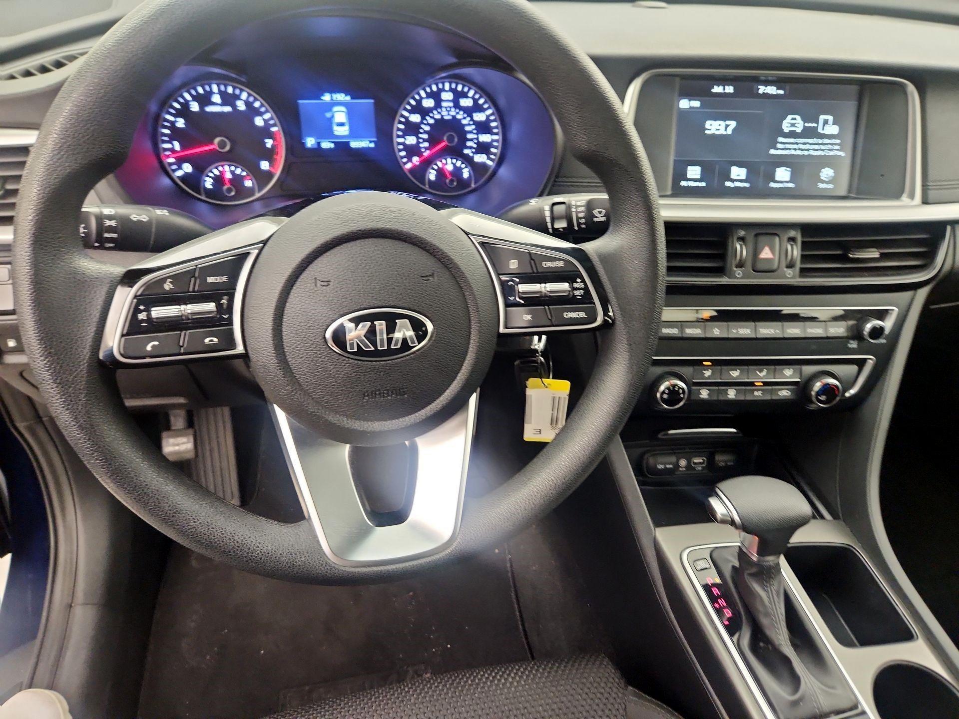 Thumbnail: 2019 Kia Optima - 9