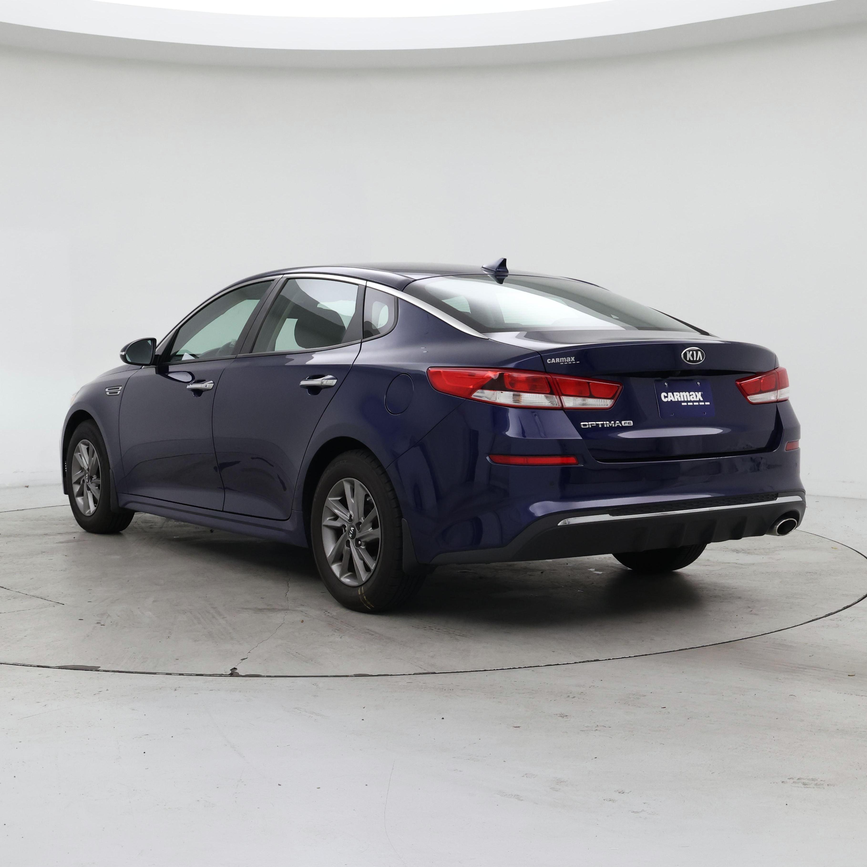 Thumbnail: 2019 Kia Optima - 2