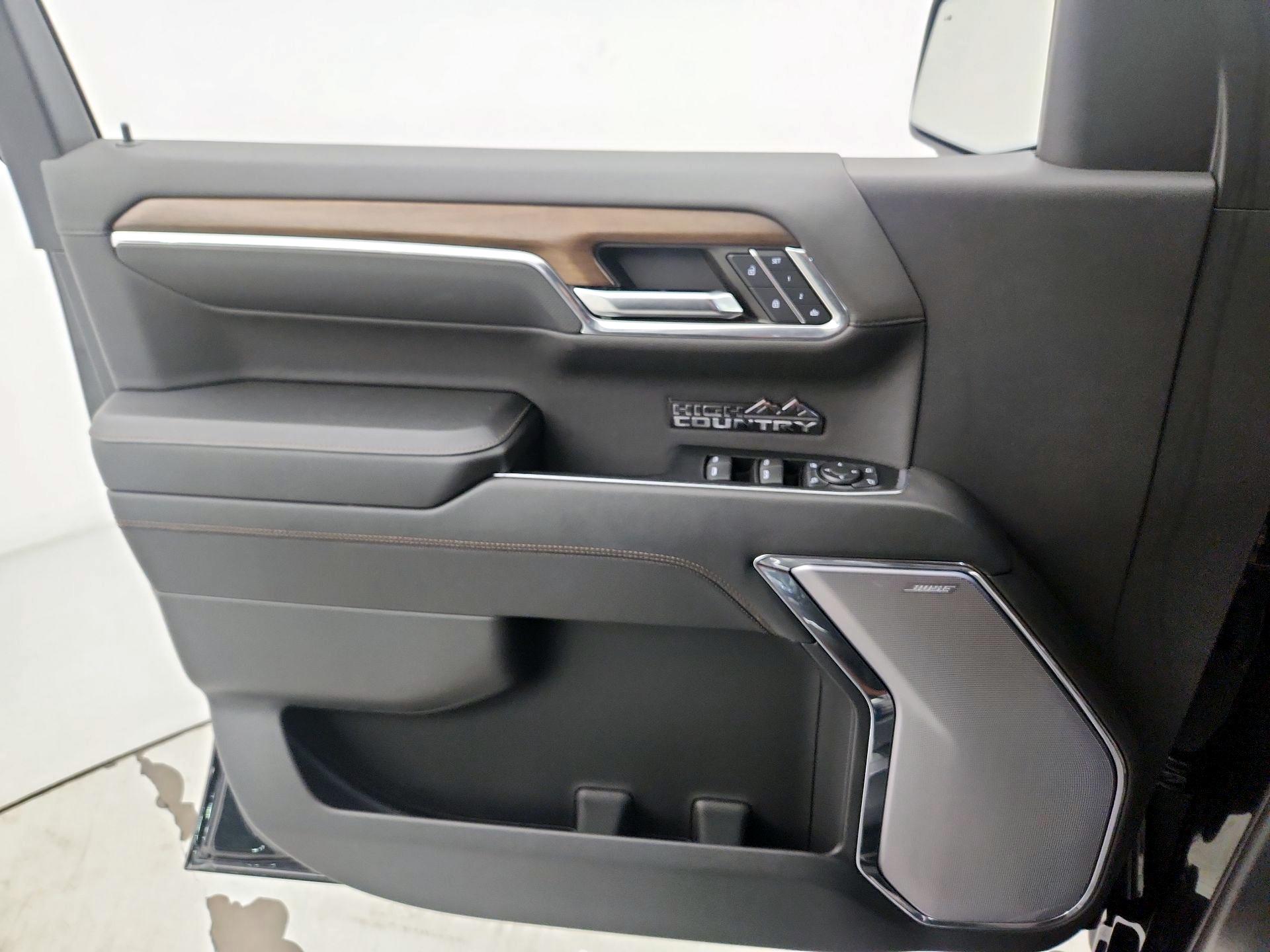 Thumbnail: 2024 Chevrolet Silverado 1500 - 12
