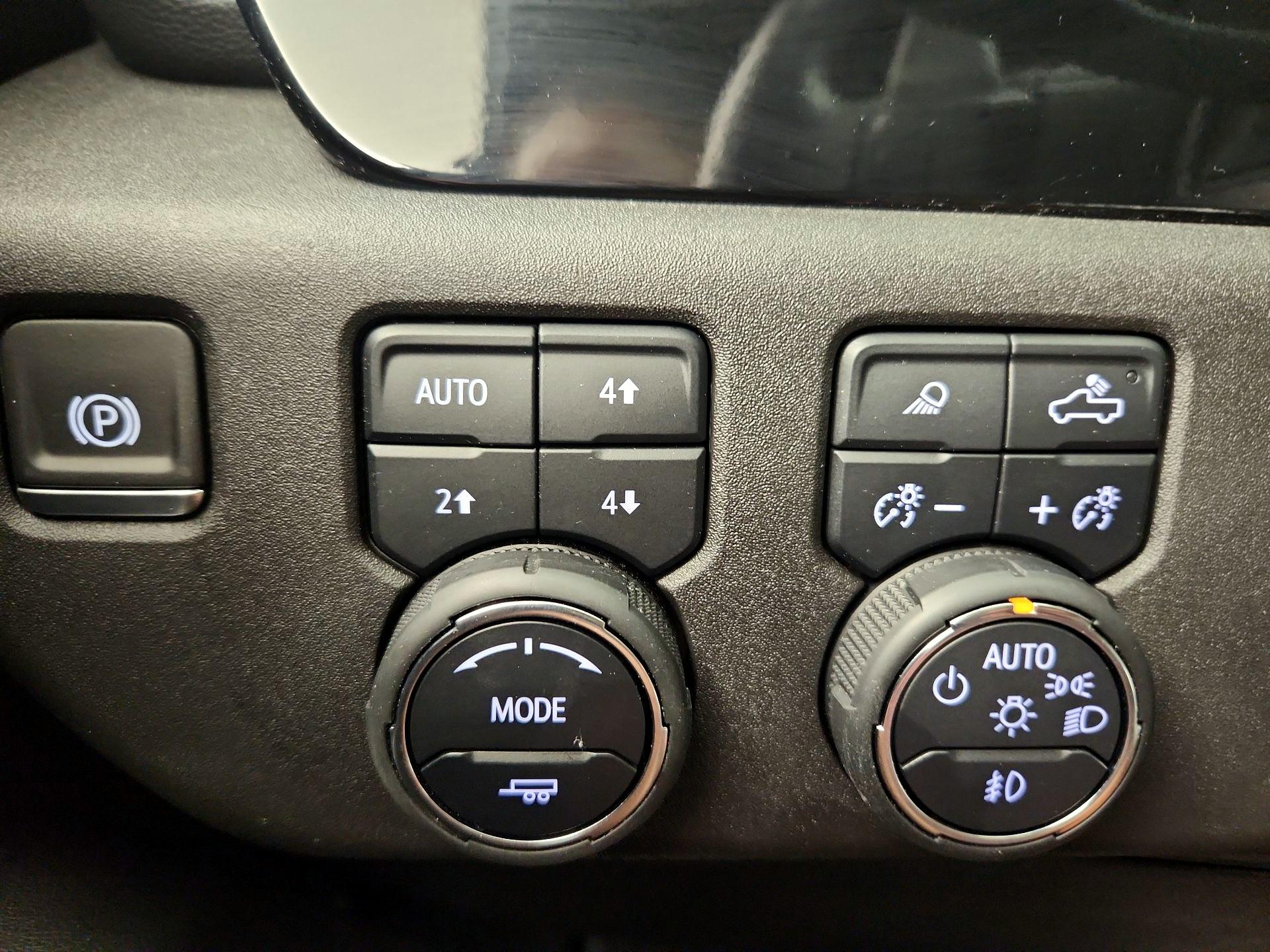 Thumbnail: 2024 Chevrolet Silverado 1500 - 13