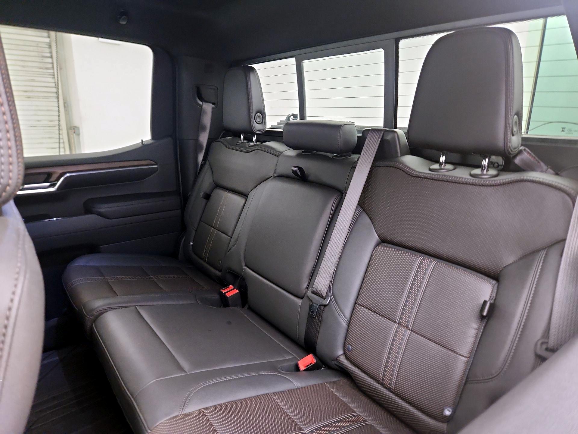 Thumbnail: 2024 Chevrolet Silverado 1500 - 19