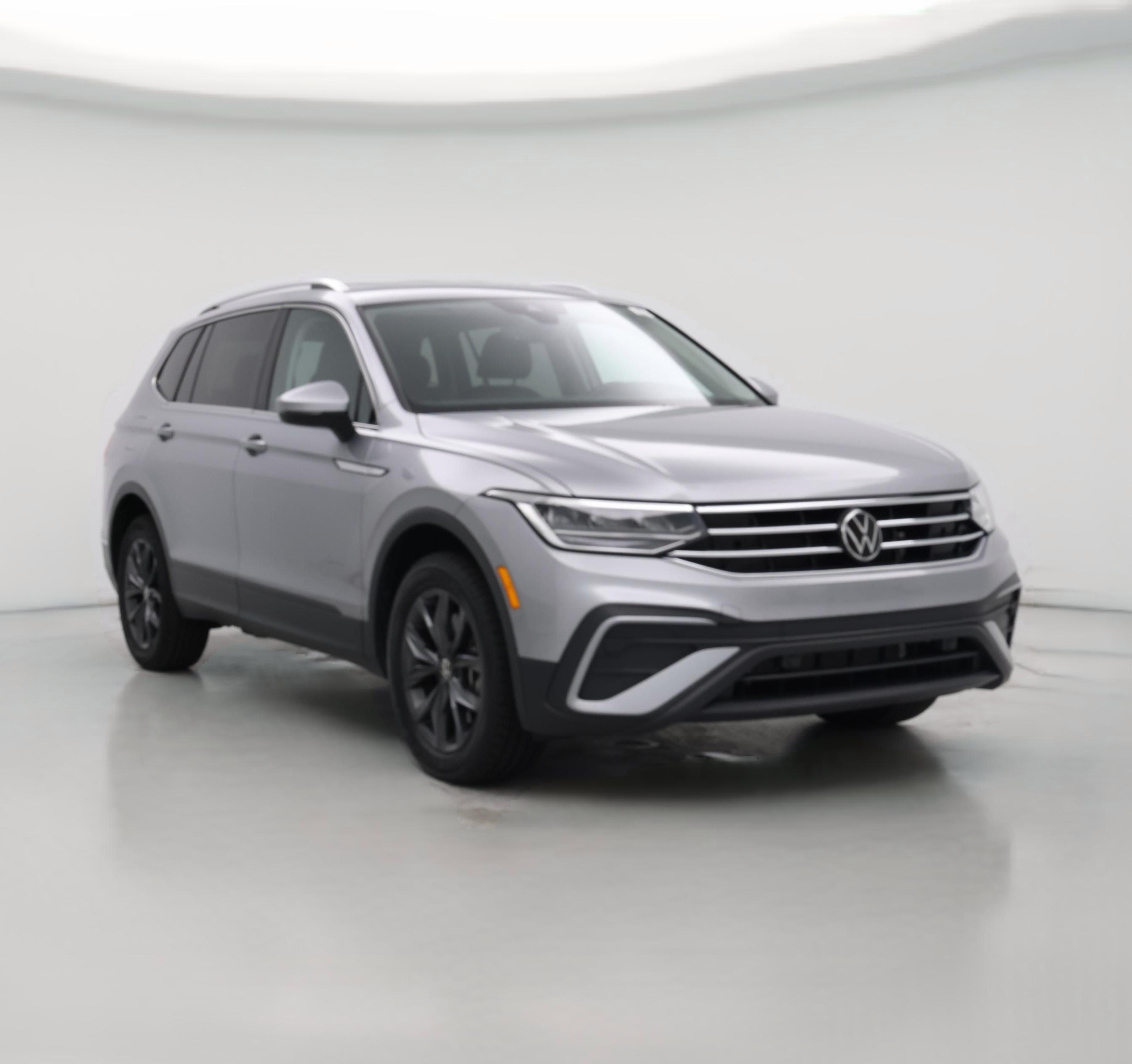 Thumbnail: 2022 Volkswagen Tiguan - 1