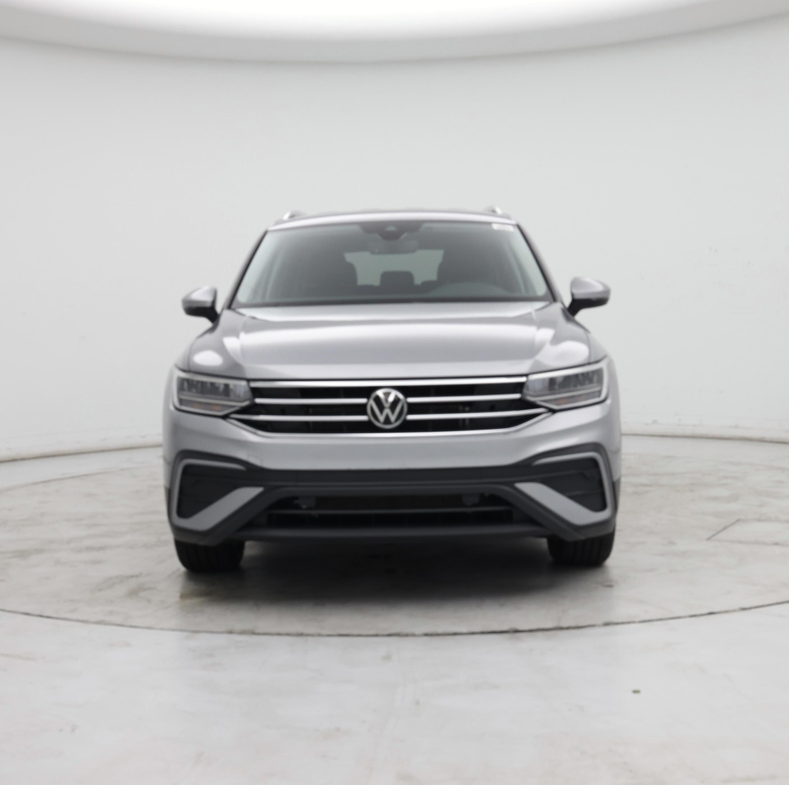 Thumbnail: 2022 Volkswagen Tiguan - 5