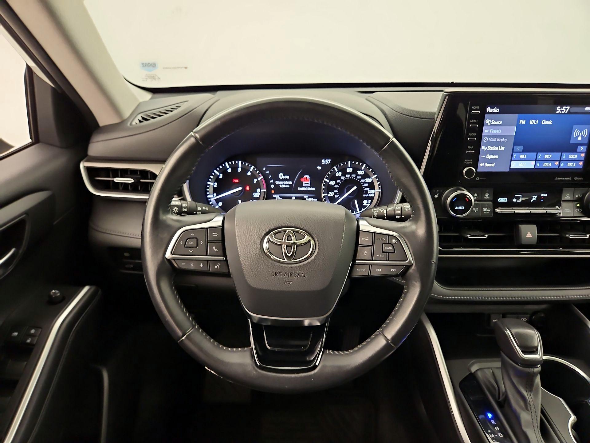 Thumbnail: 2020 Toyota Highlander - 10