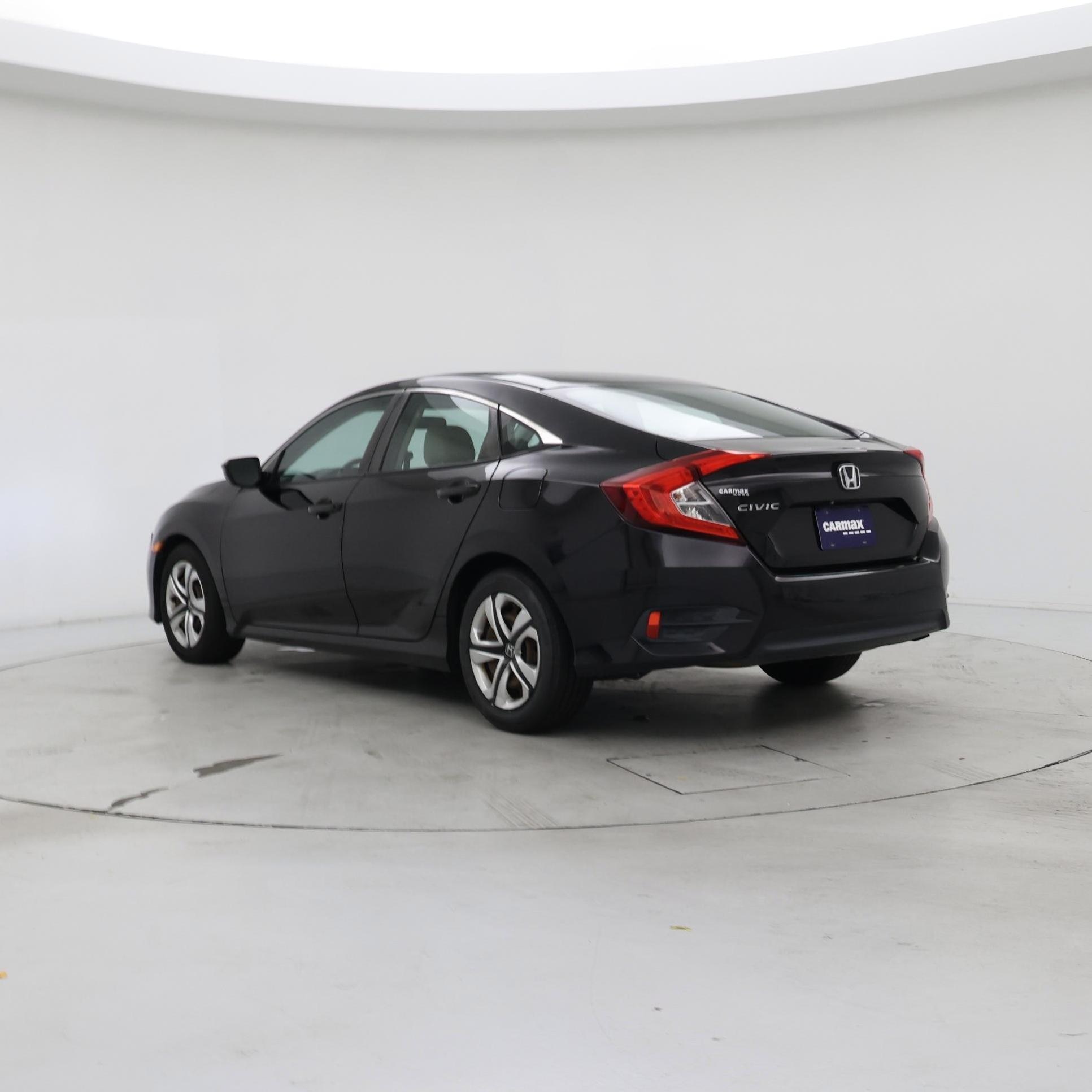 Thumbnail: 2017 Honda Civic - 2