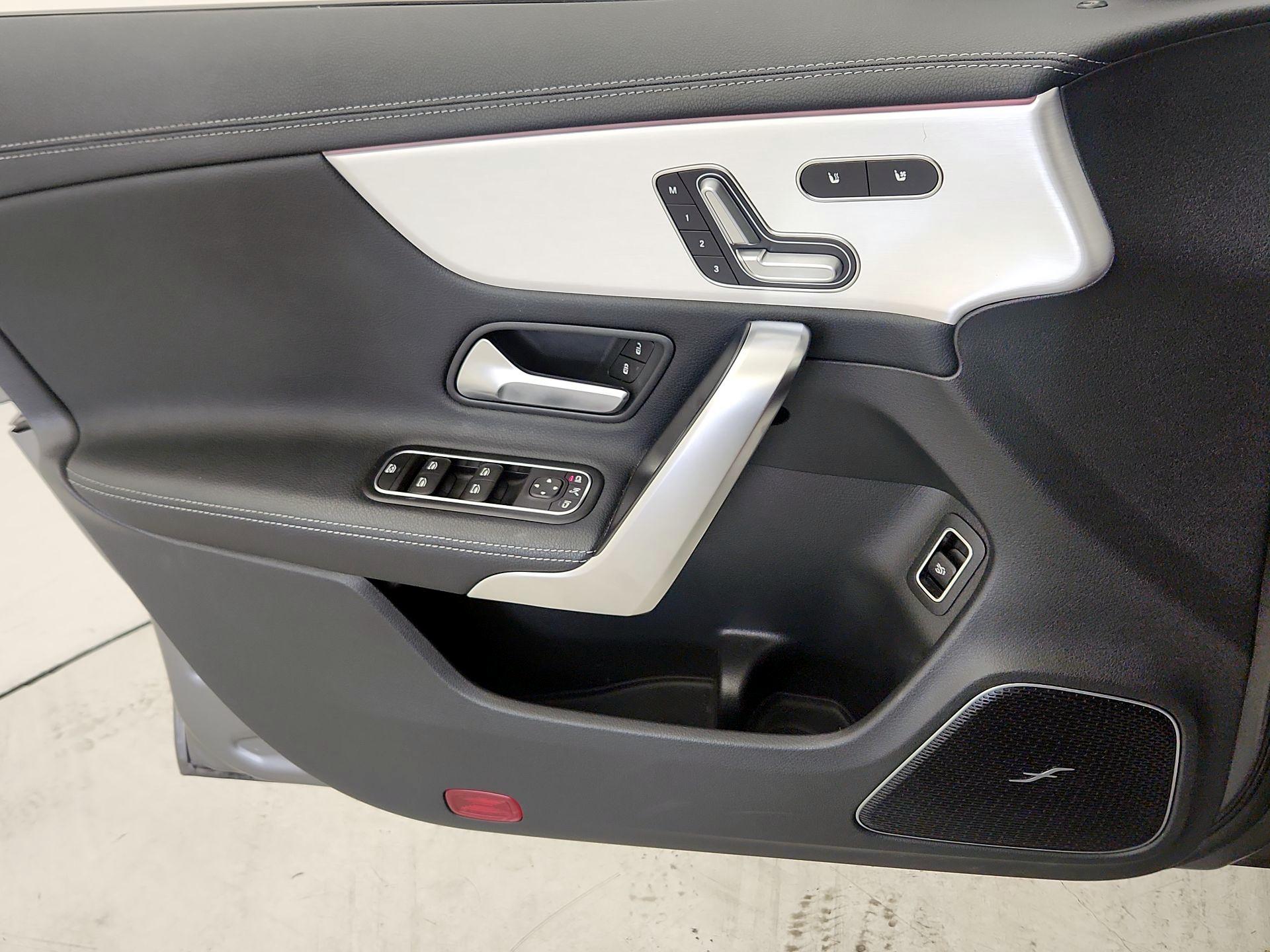 Thumbnail: 2021 Mercedes-Benz CLA - 12