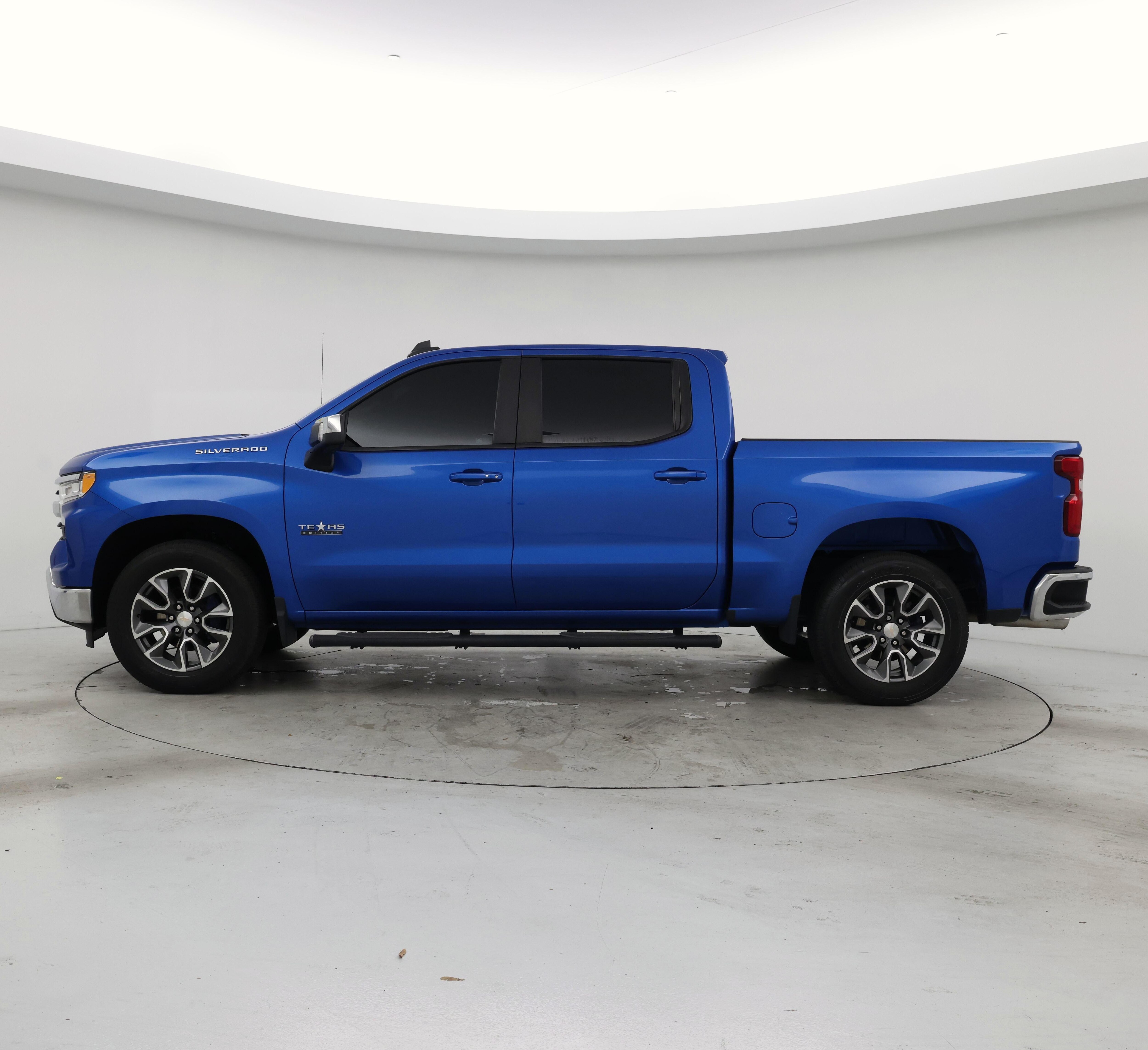 Thumbnail: 2022 Chevrolet Silverado 1500 - 3