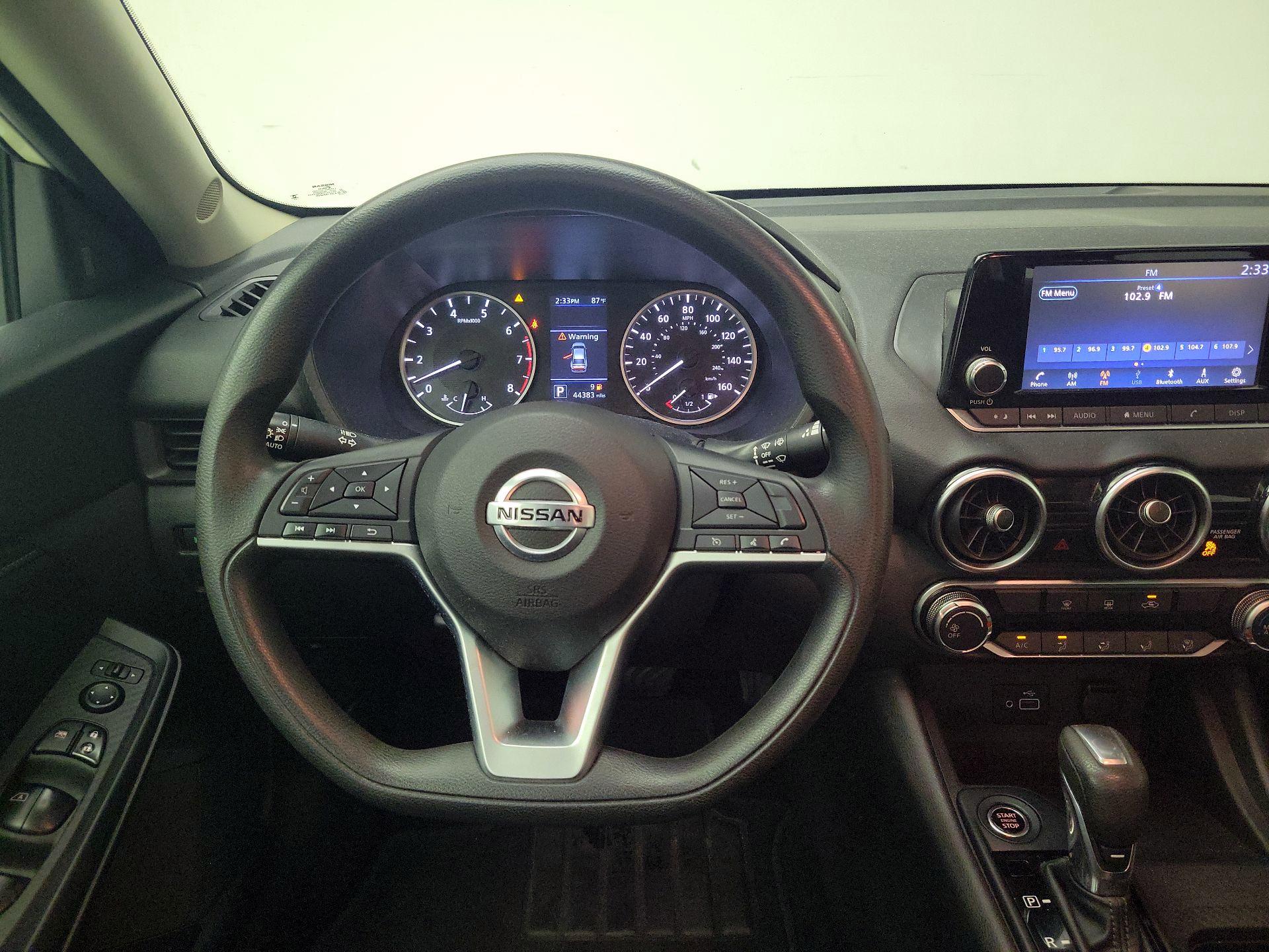 Thumbnail: 2023 Nissan Sentra - 10