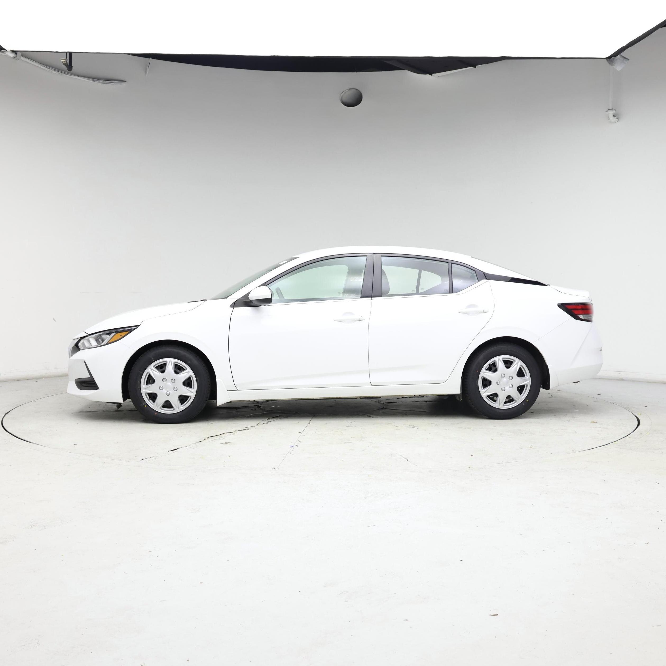 Thumbnail: 2023 Nissan Sentra - 3