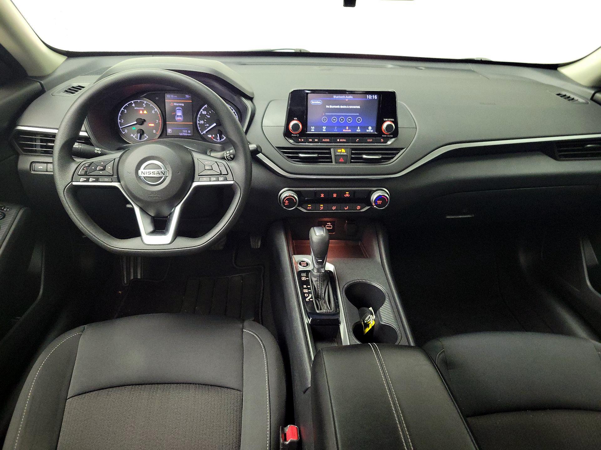 Thumbnail: 2021 Nissan Altima - 9